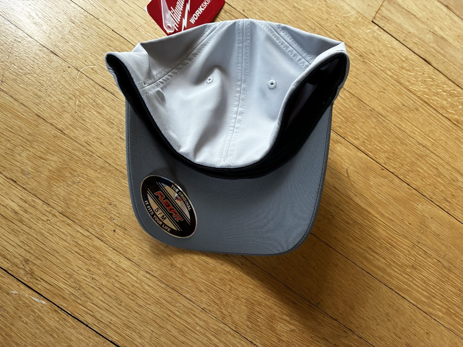 Milwaukee Small/Medium Gray WORKSKIN Fitted Hat, UPF 50, Sweat Wicking Fabric