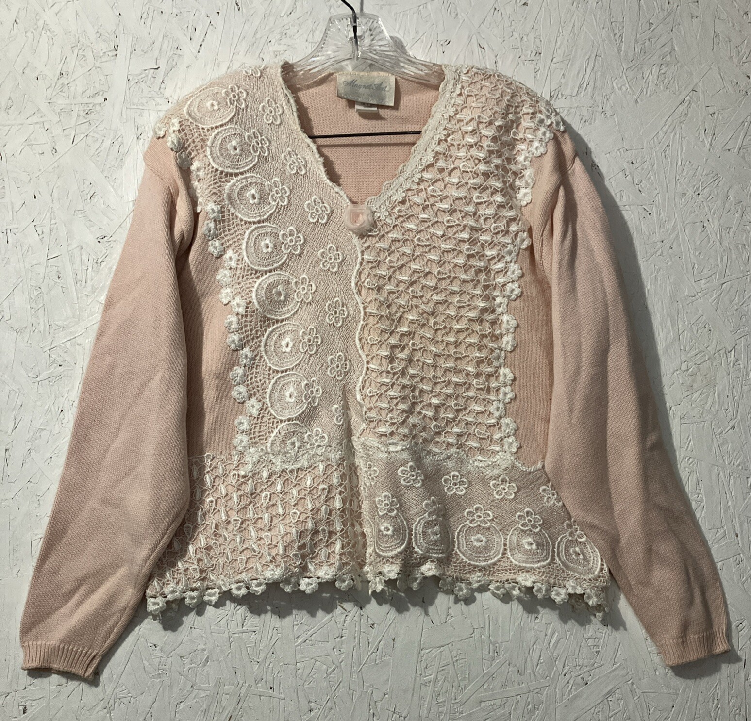 Magnet Art Lynn Yang Pink Embroidered Floral Lace Sweater Medium Made In USA
