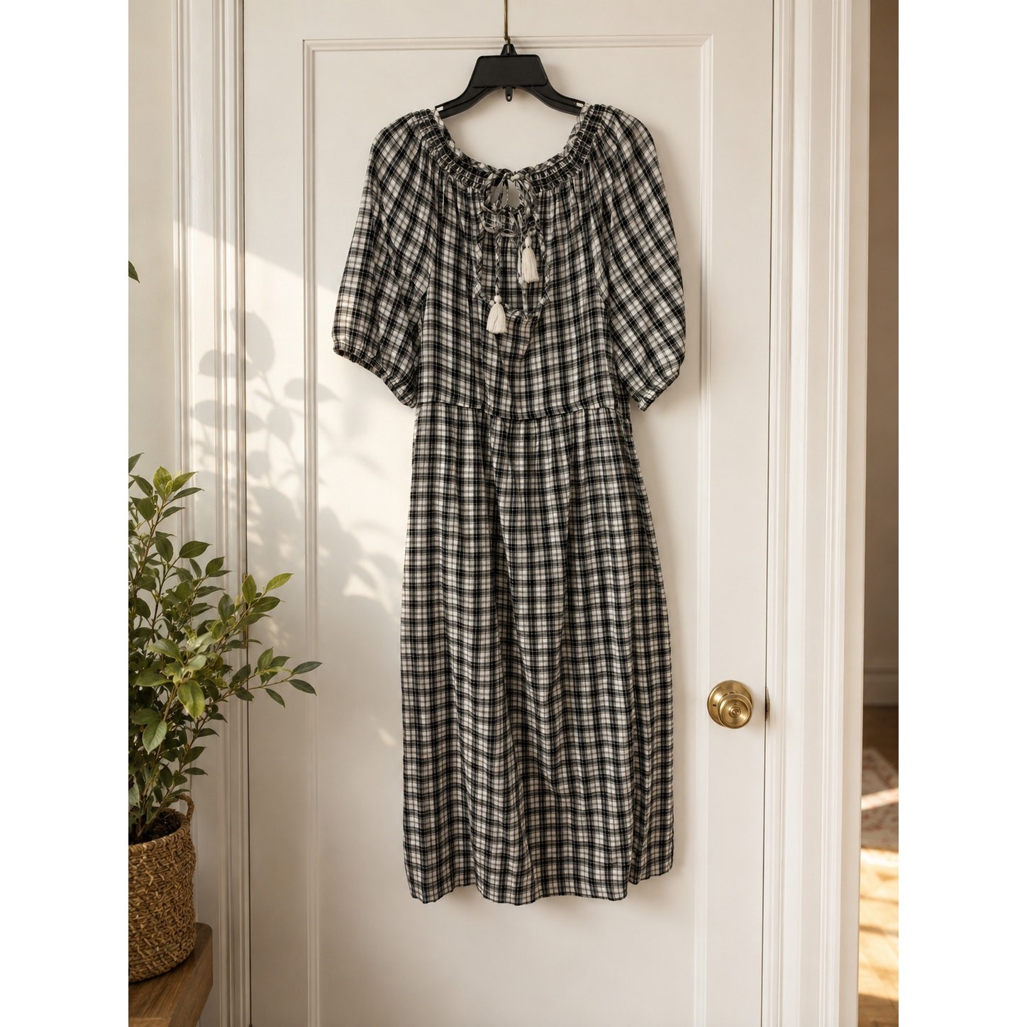 Old Navy Women’s Plaid Midi Dress Size L Black & White Puff Sleeve Side Pockets