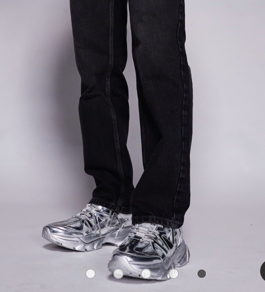 ASOS Design Men’s Metallic Silver Synthetic Leather Mesh Chunky Sneaker Size 9