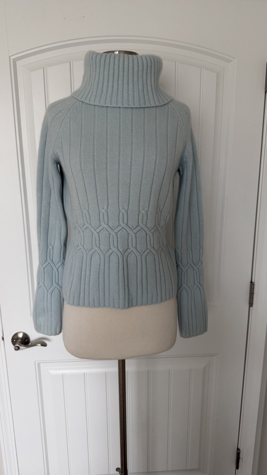 VTG CASUAL CORNER 100% CASHMERE THICK KNIT BLUE TURTLENECK SIZE M MADE HONG KONG
