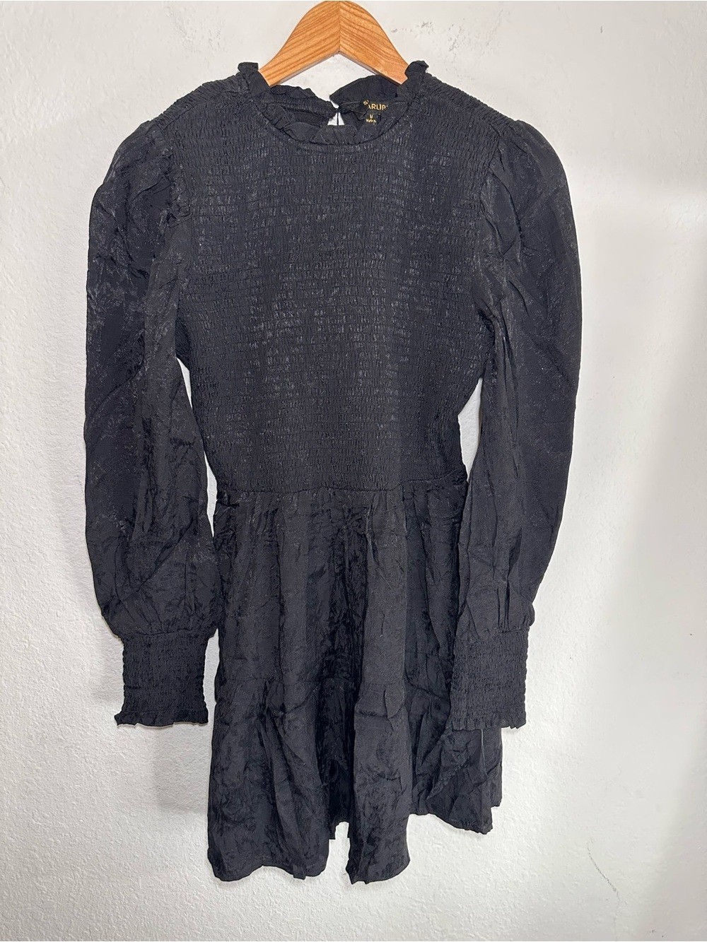 NWT Sugarlips Linen Blend Elizabeth High Neck Smocked Long Sleeve Dress $99
