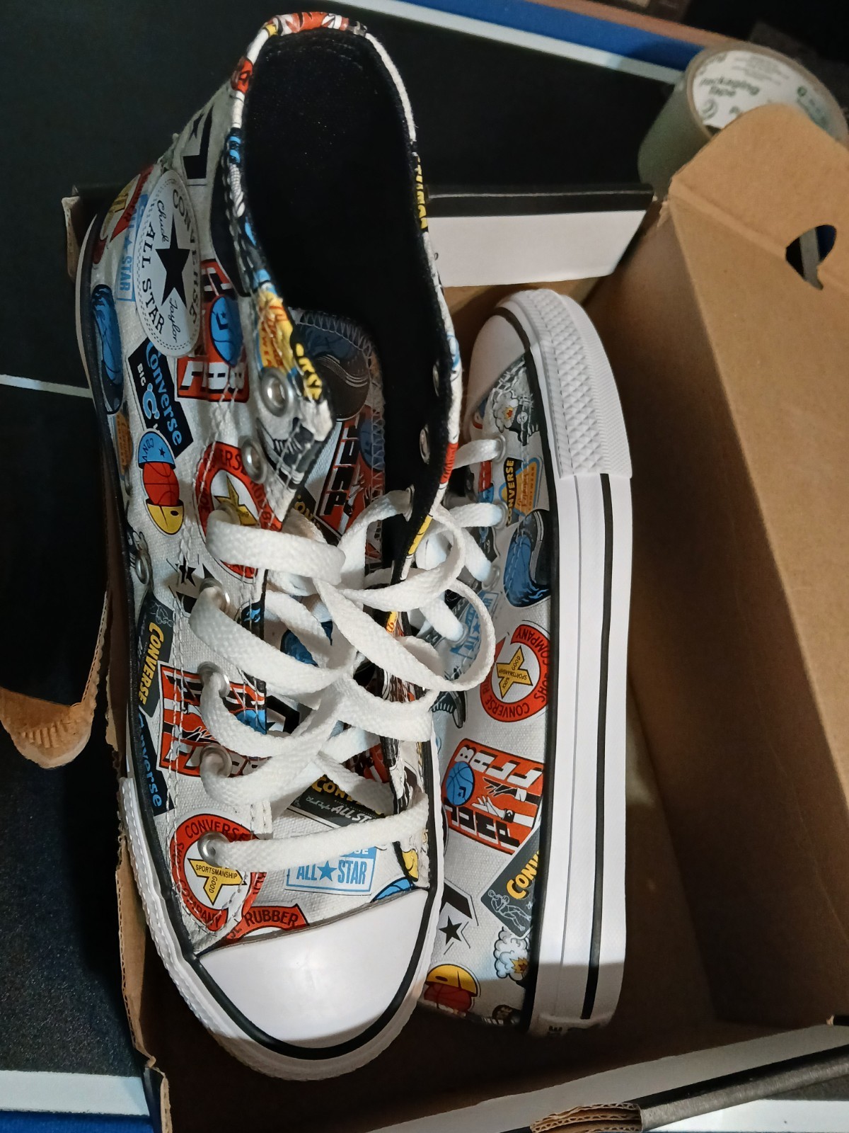 Converse CTAS HI Sneaker Shoes 672449C Junior Sz 6