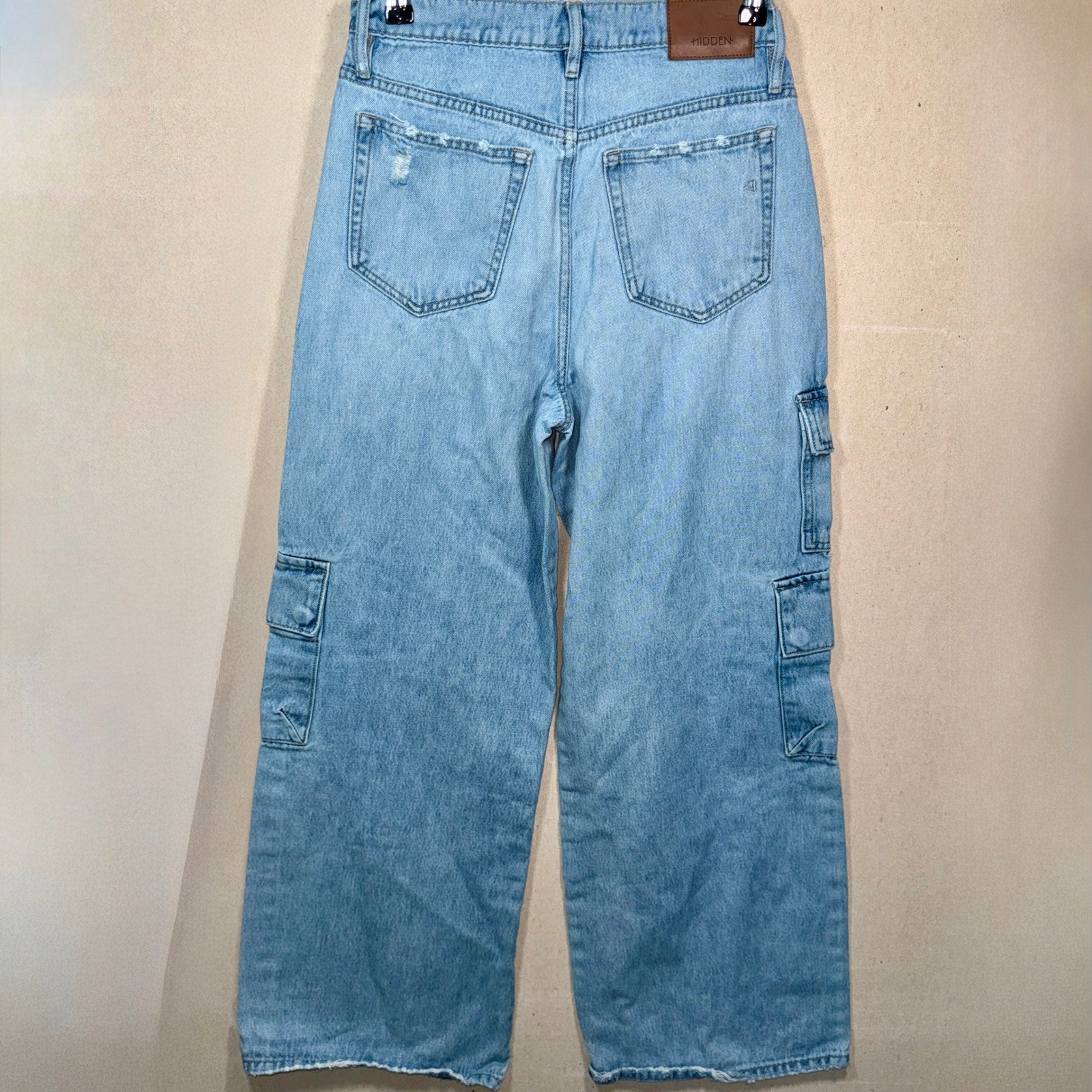Hidden Los Angeles Cargo Jeans Light Wash Distressed Denim Women’s Size 26