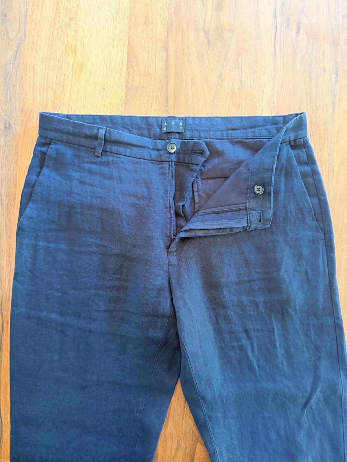 ASKET Navy Blue 100% Linen Trousers – Size 32/30 – never worn