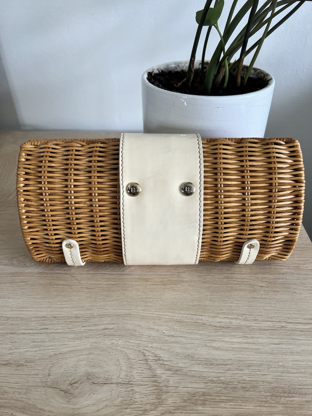 Kate Spade New York Woven Clutch Tan White Buckle Accent Turn Lock