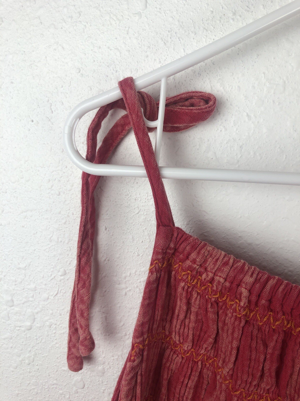 Davi And Dani MaxiDress SZS Red Smocking Sleeveless Ties Embroidery Boho A4