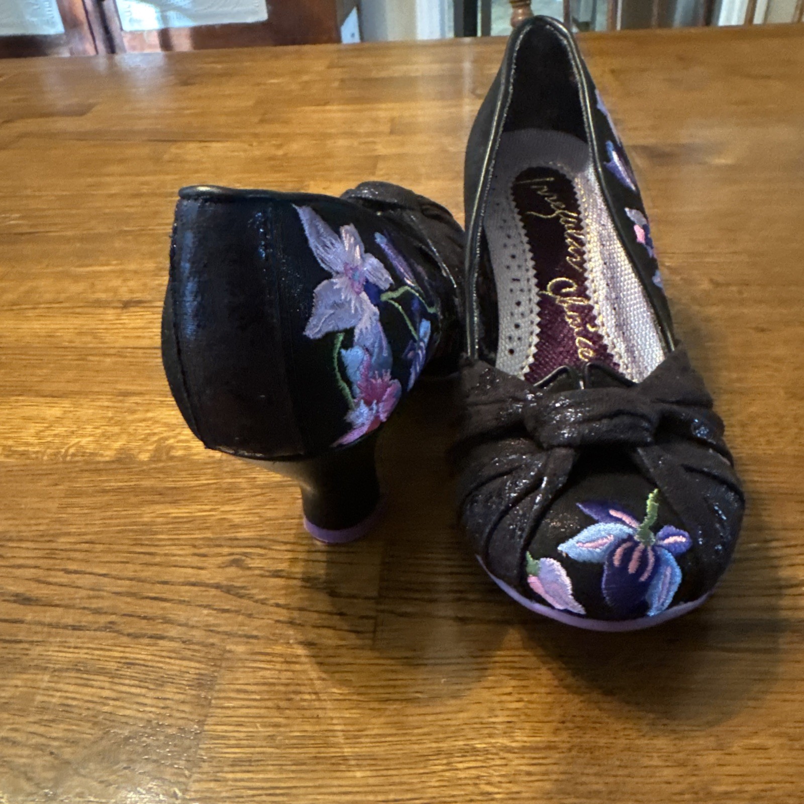 Irregular Choice Iconic Glitter Bow Black Floral Pumps Women’s Size 6.5 37 RARE!