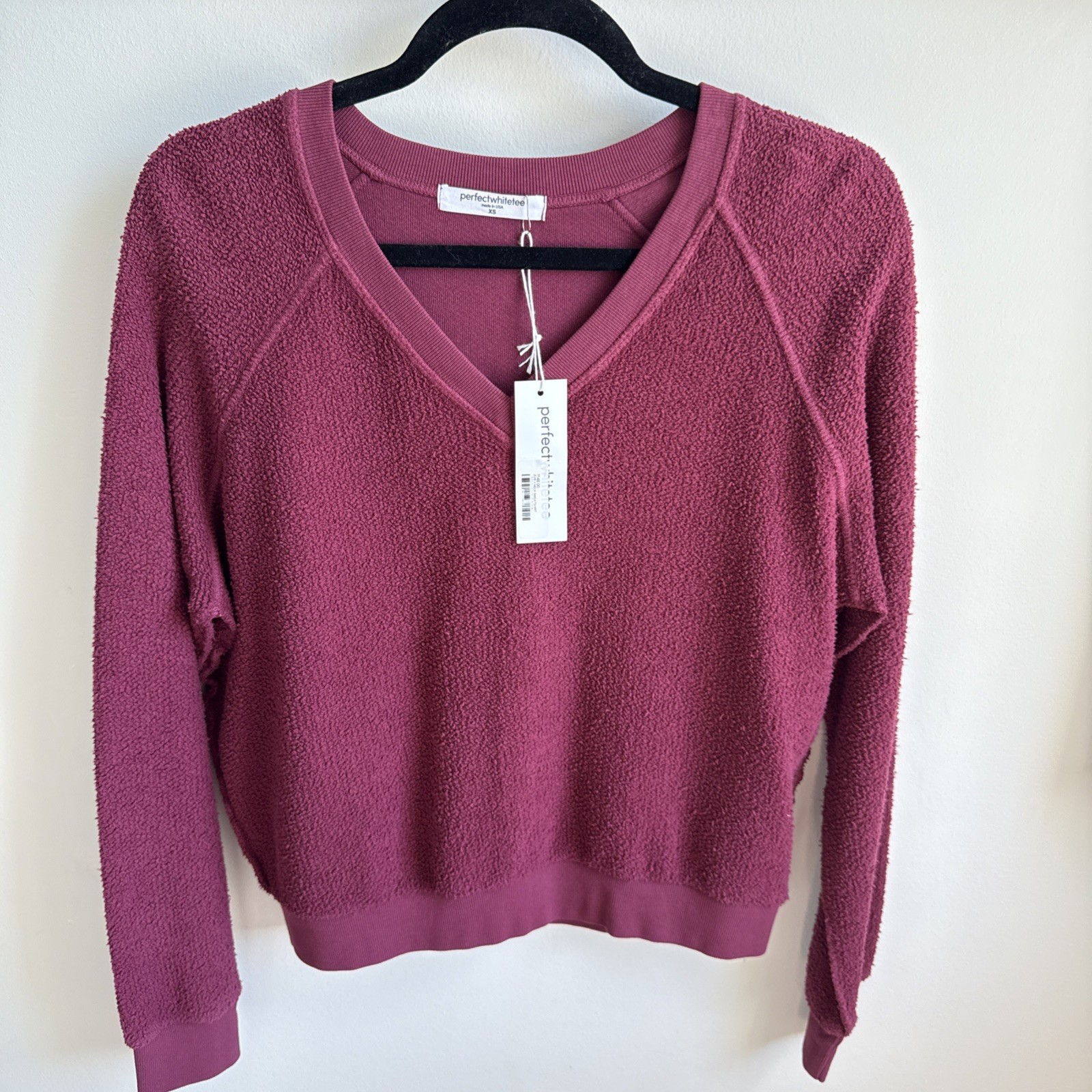 Perfect White tee Zuri V Neck Sweatshirt Size XS NWT 100% Cotton