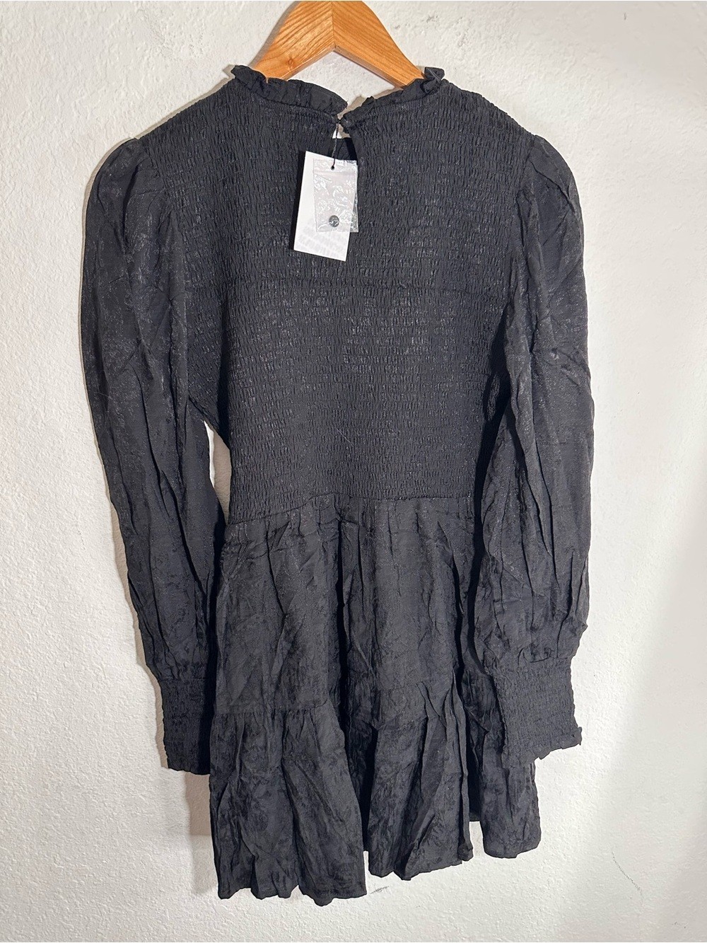 NWT Sugarlips Linen Blend Elizabeth High Neck Smocked Long Sleeve Dress $99