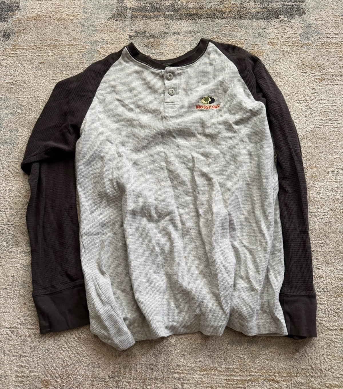 Mossy Oak Men’s Long Sleeve Henley Thermal T-Shirt M Gray/Black Colorblock Logo