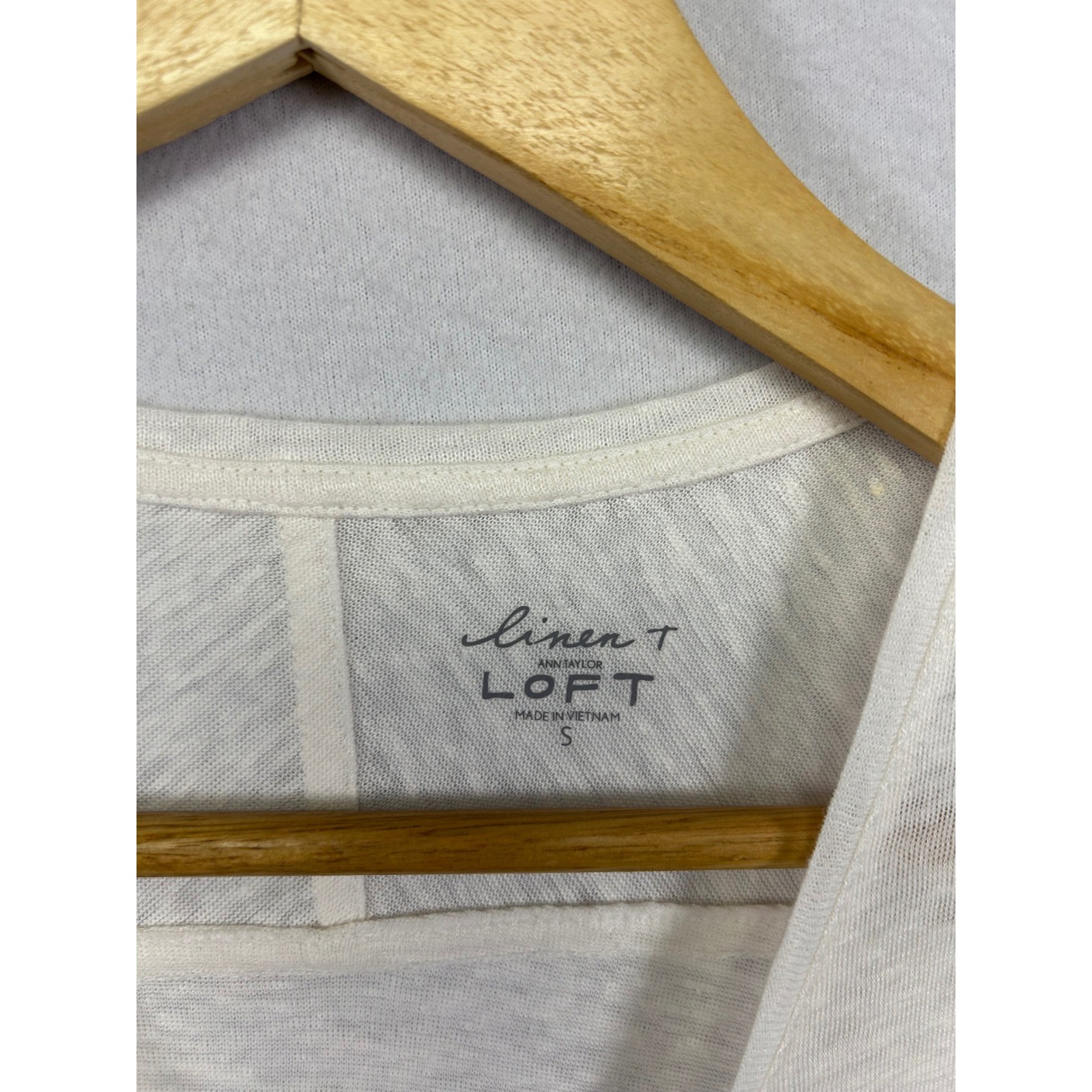 Coastal Minimalist Loft Womens Small Ivory 100% Linen V-Neck Short Sleeve Tee