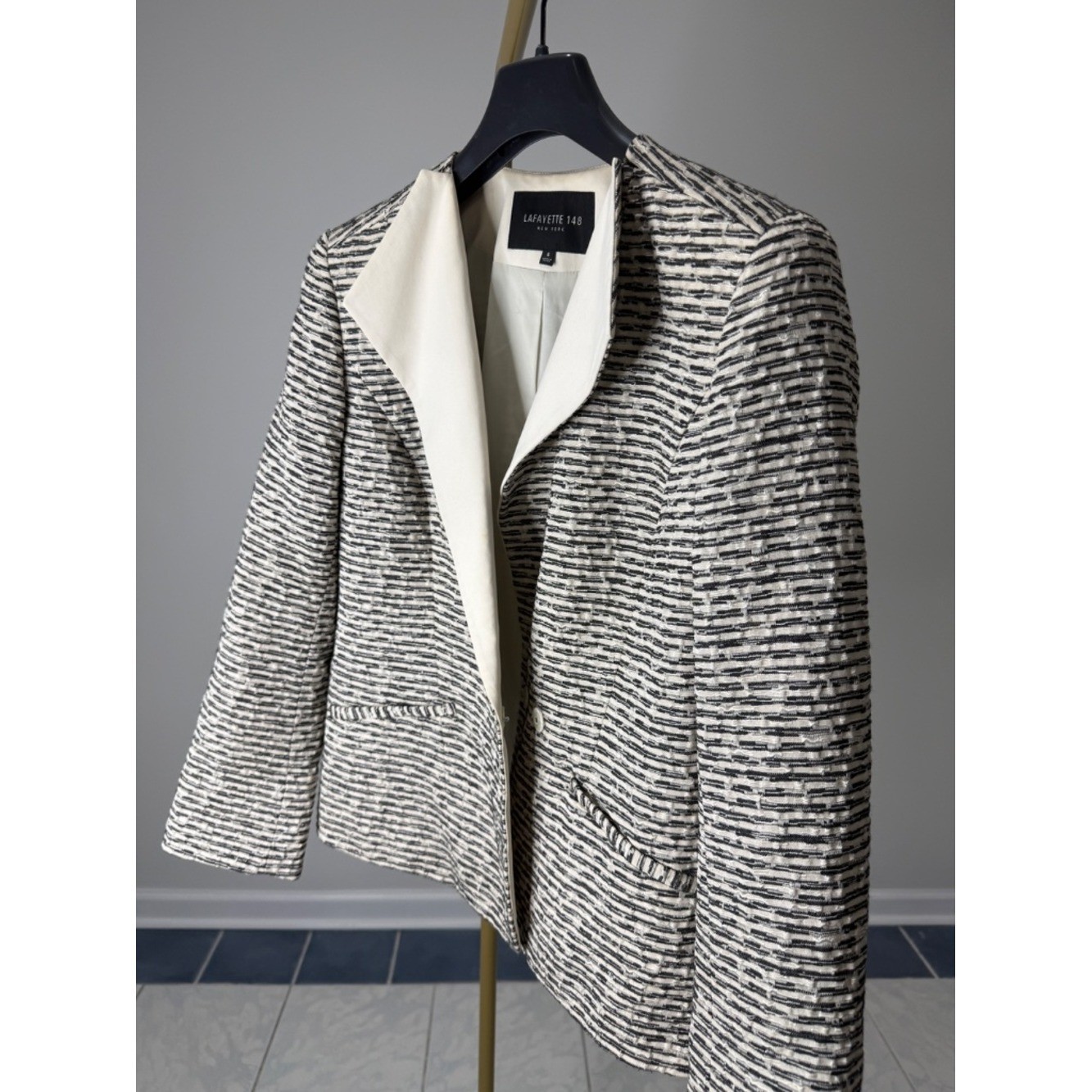 Lafayette 148 Tweed Cropped Blazer Jacket Womens 6 Contrast Lapel Luxury