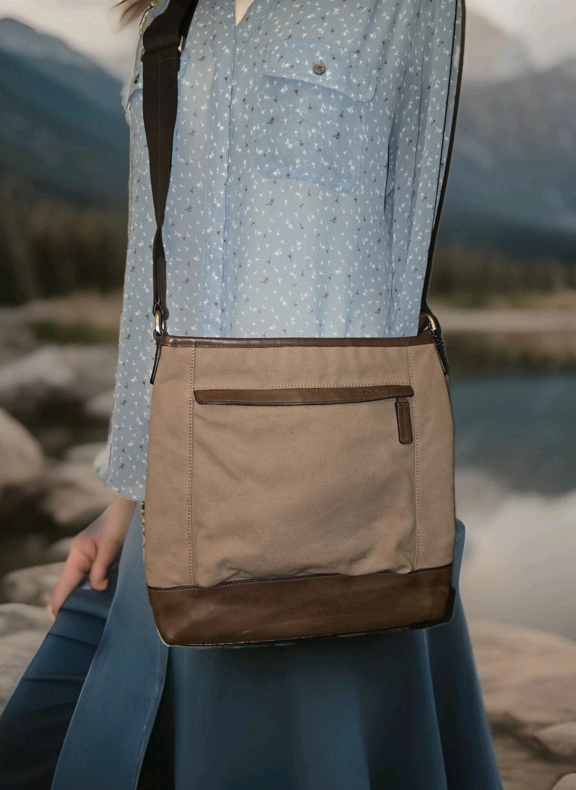 COACH KHAKI BROWN CAMDEN CANVAS ZIP TOP CROSSBODY (F70820) EXCELLENT CONDITION