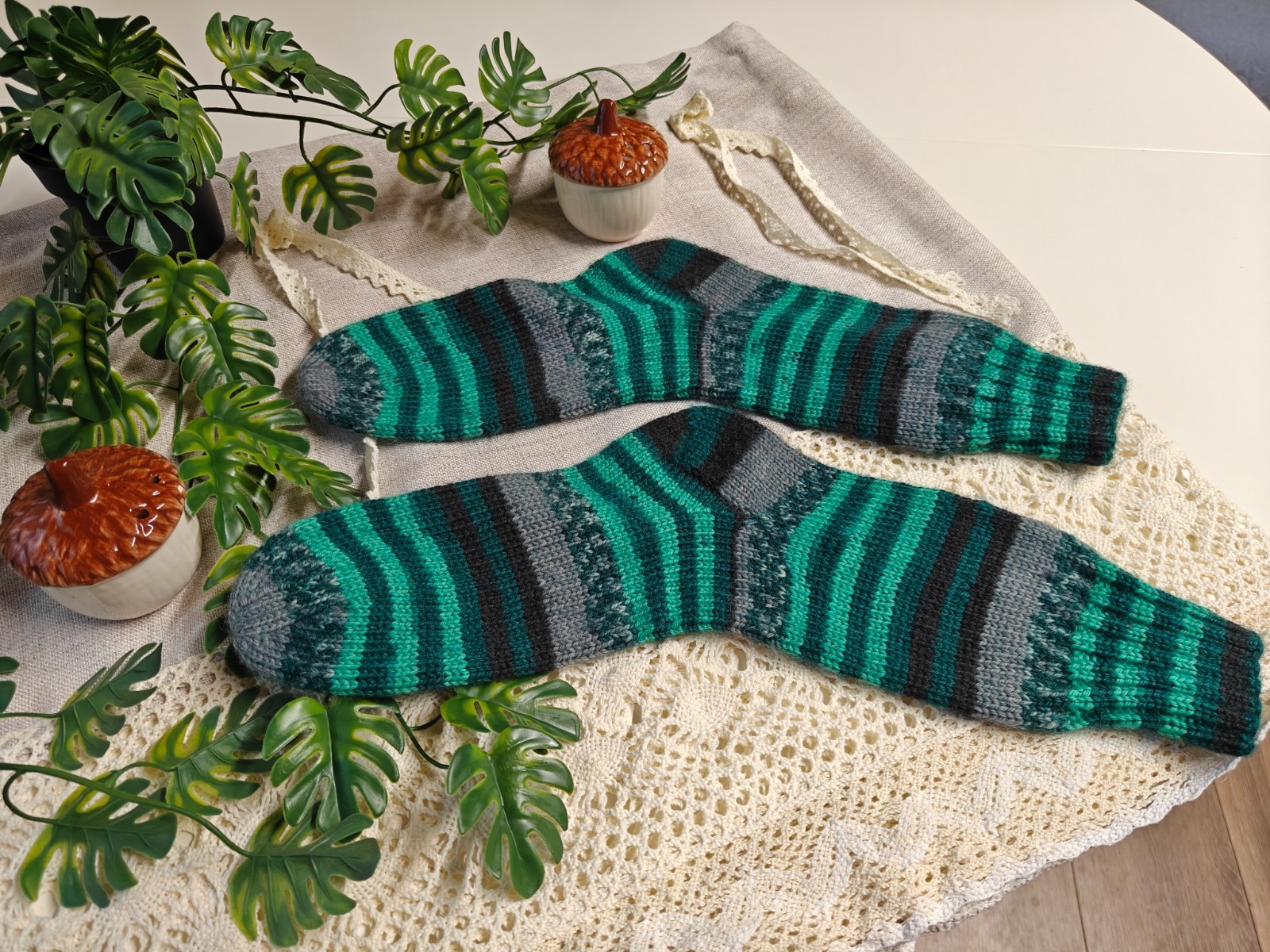 Malachite Elf | Hand Knit Wool Socks | EU 38-39 | Cozy Green Socks | Handmade