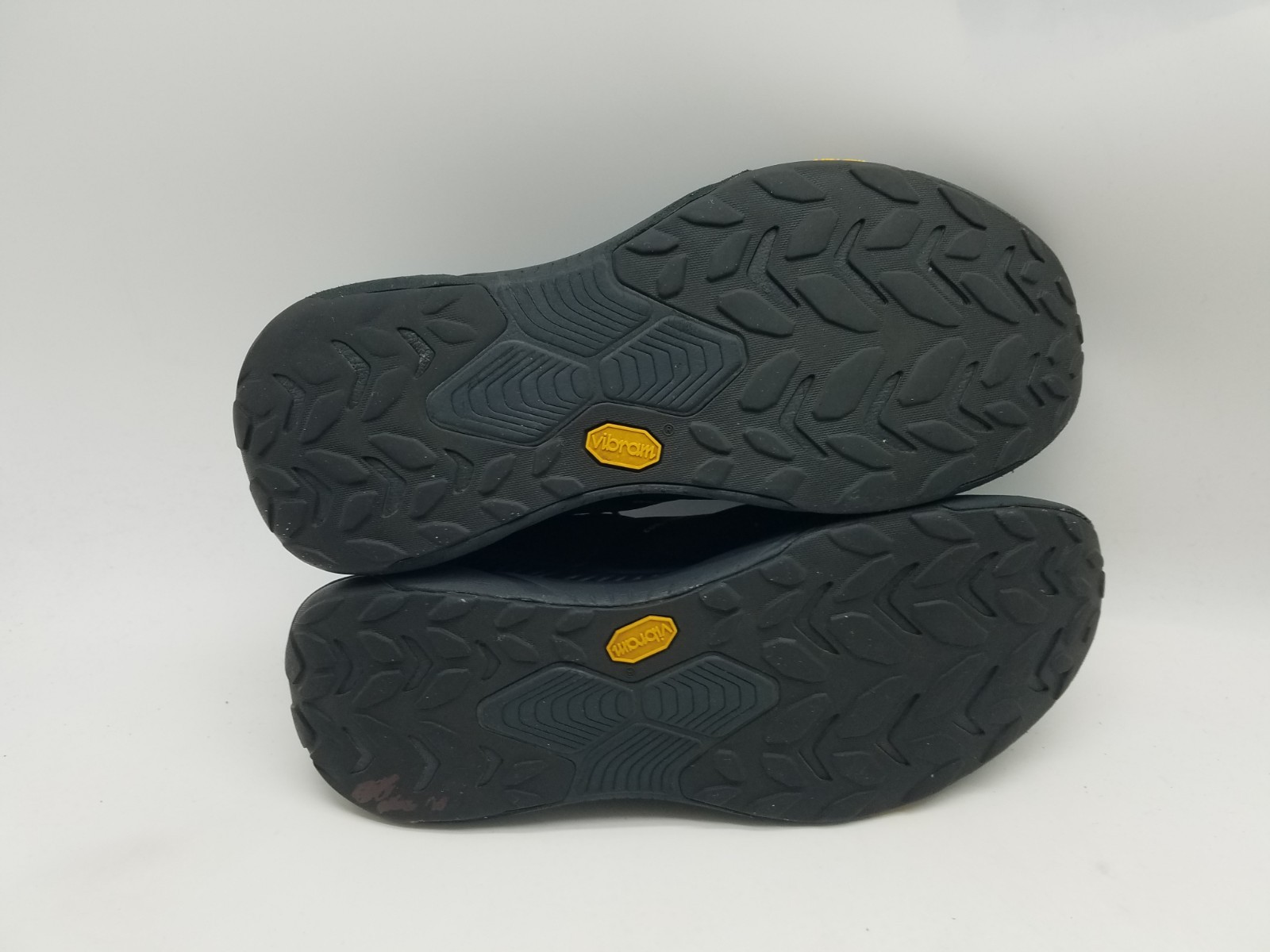 Hoka One One Transport Men’s Size 11.5 D (Medium) Vibram Running Shoes Black