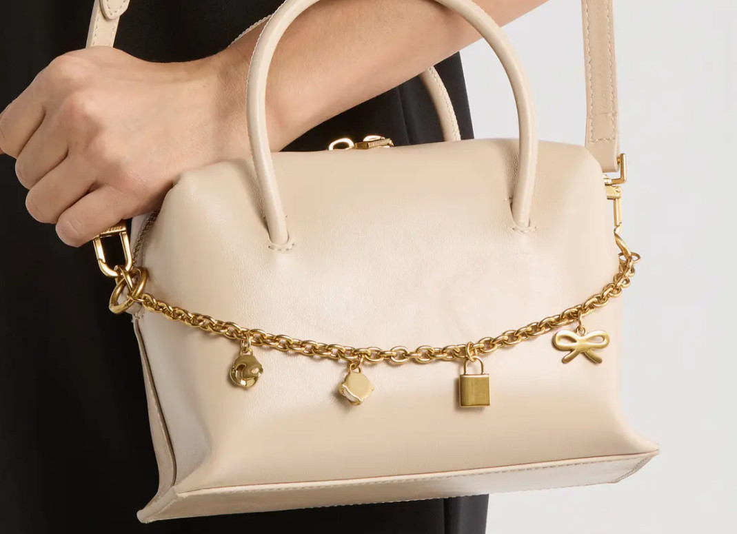 @@ NEW Ted Baker London Logo Gold Brass HandBag Purse Charm Chain Pearl Lock Bow