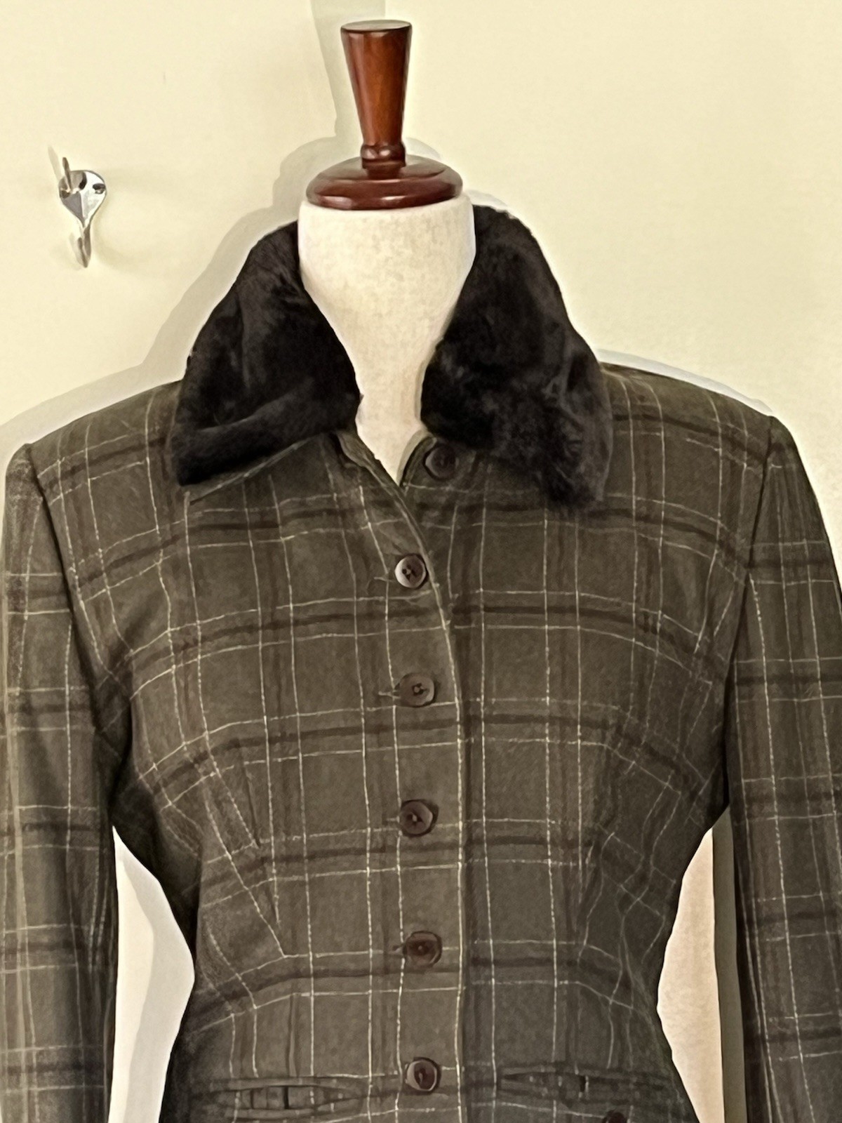 Banana Republic Plaid Wool/Cashmere Blend Blazer Jacket Faux Fur Collar Size 4