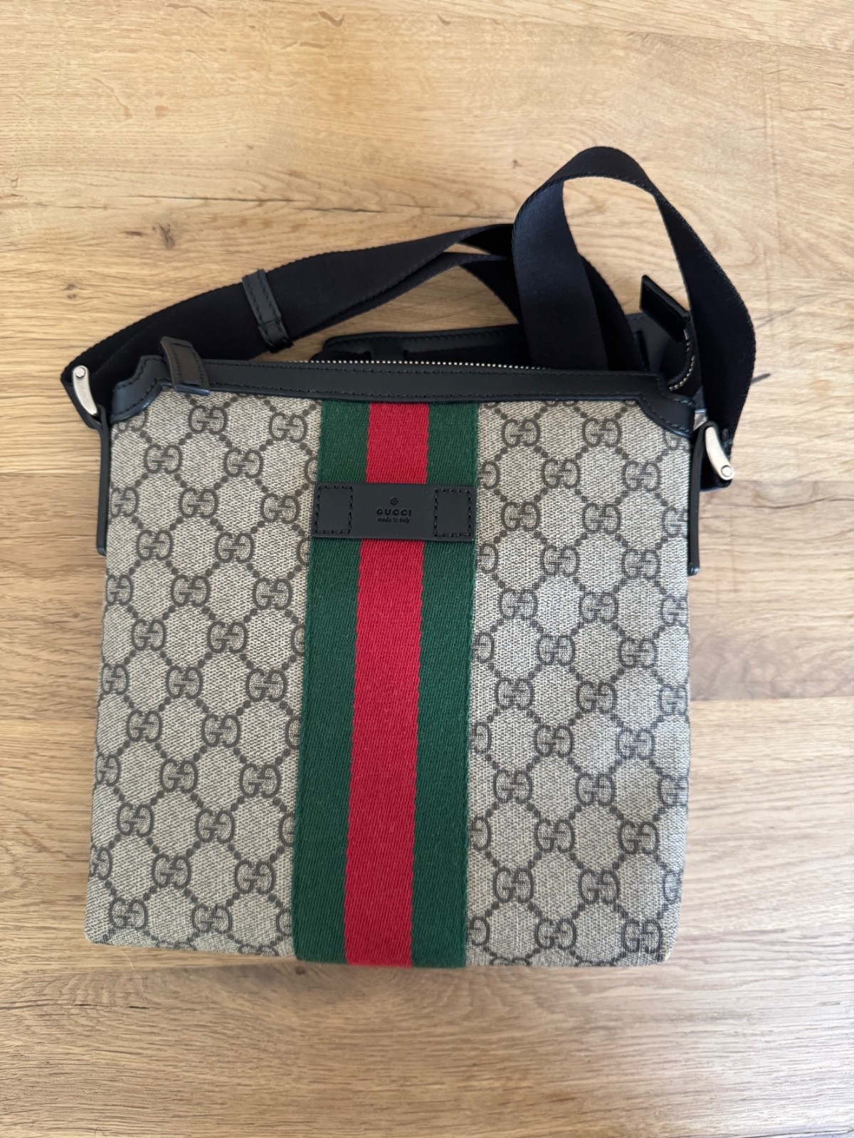 100% Authentic Gucci GG Supreme Monogram Web Messenger / Crossbody Bag