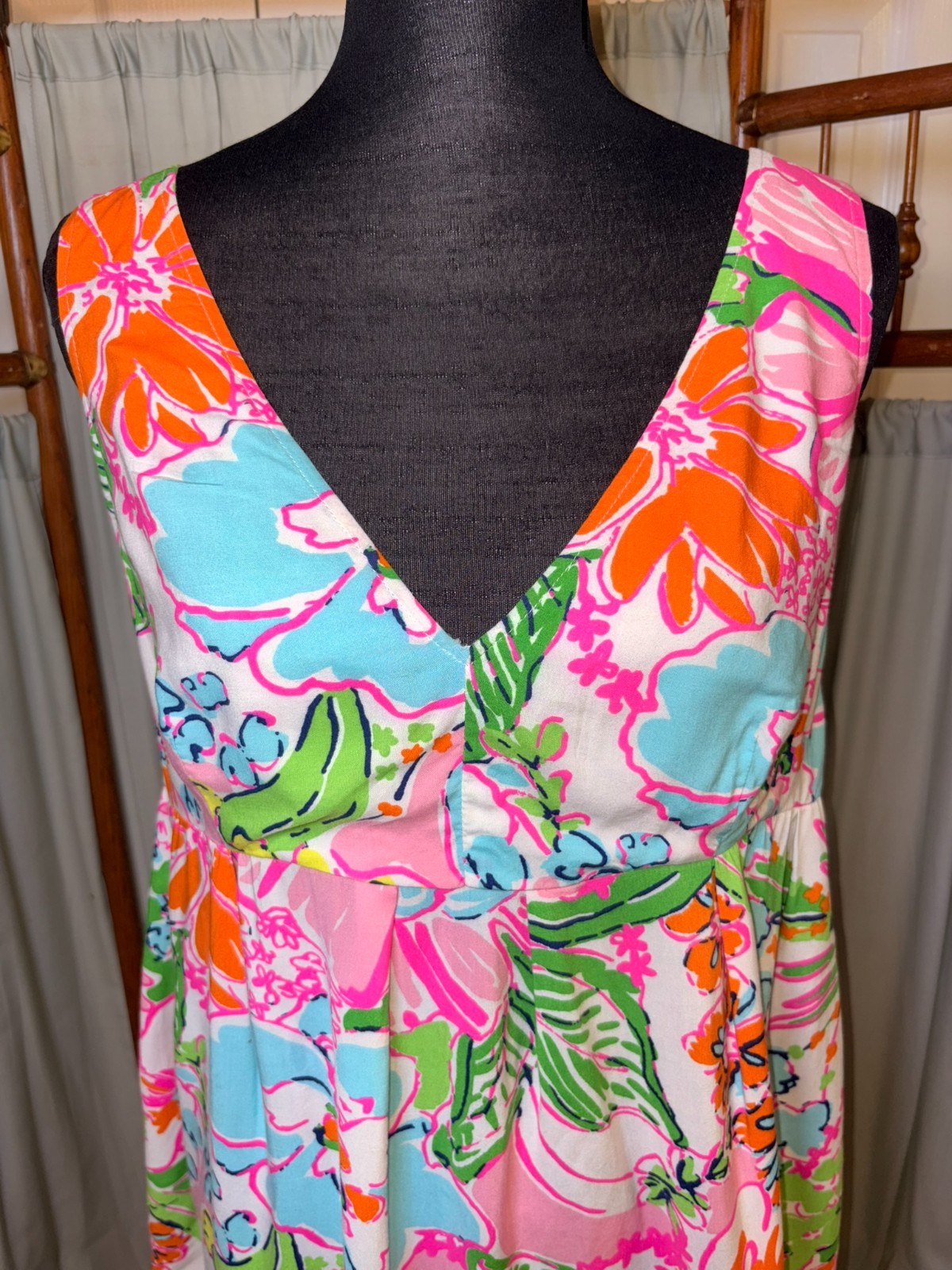 Lilly Pulitzer Sleeveless Floral Tunic Top Large Pink Blue Tropical Rayon