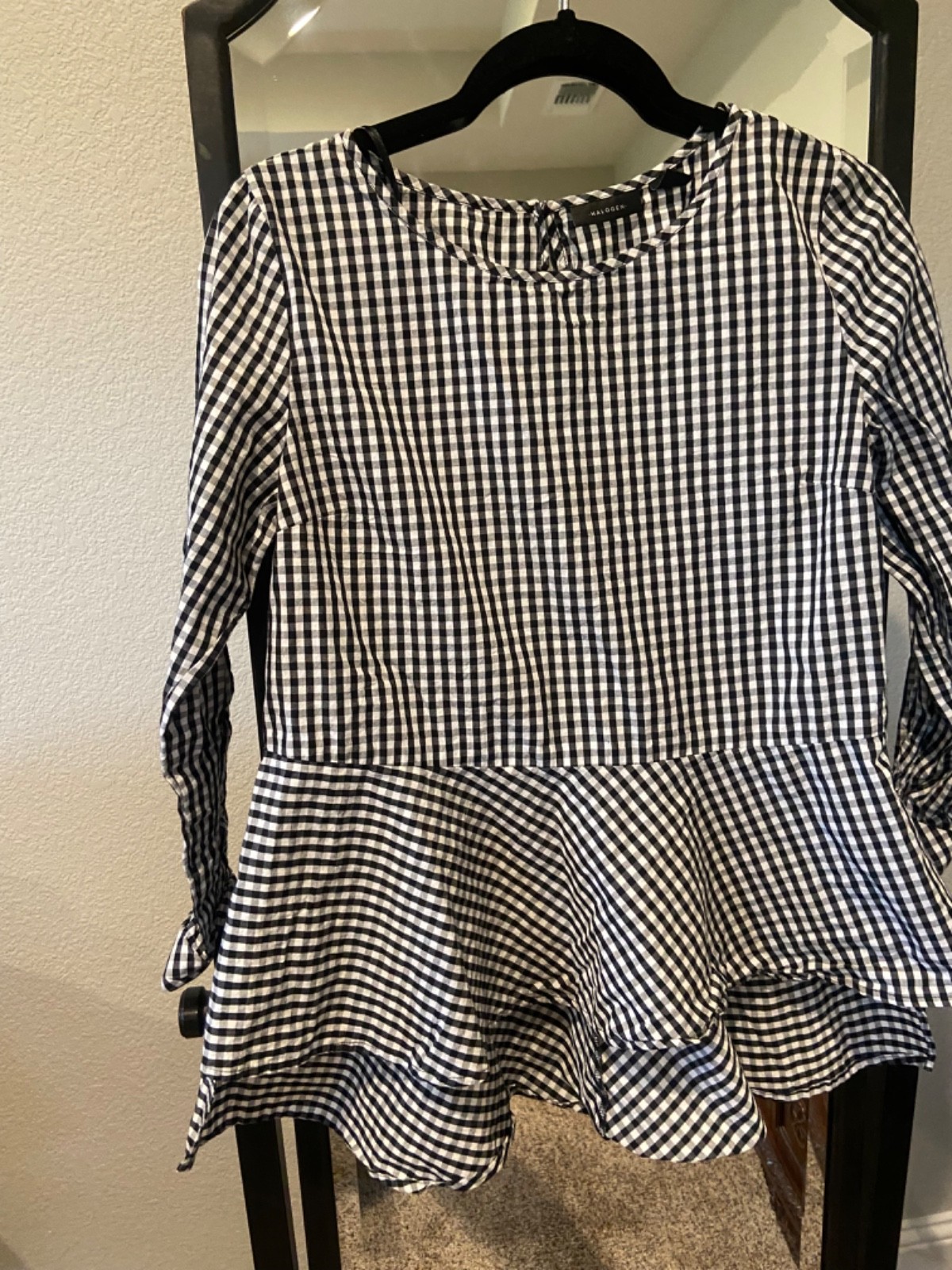 Womens Halogen Nordstrom size medium peplum top gingham blouse black & white