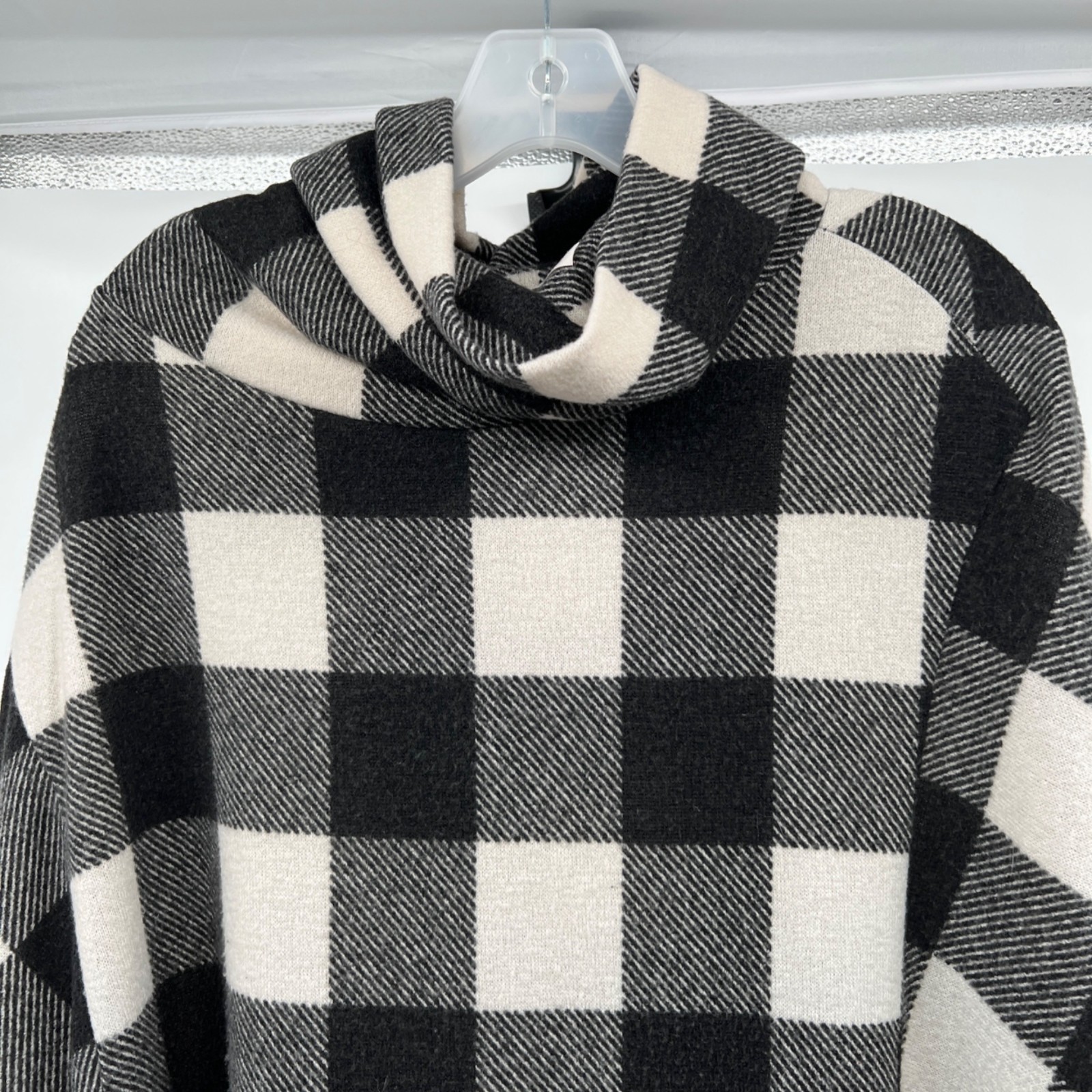 Lime N Chili Check Poncho Sweater Dolman Sleeves Black/Cream Pockets Large