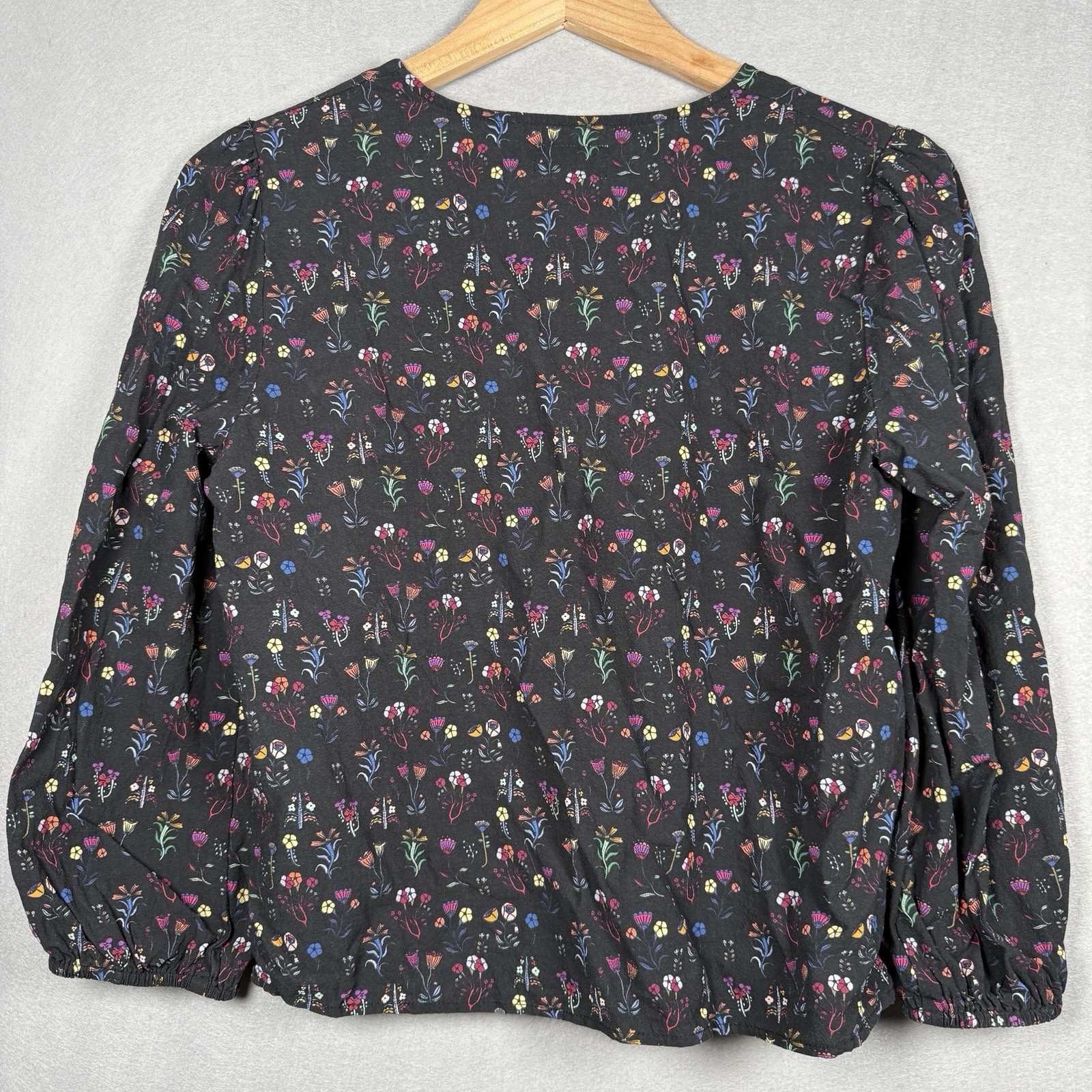Marine Layer Stacy Floral Top Peasant Boho Cottage Dark Fairy Black Flowers Sz M