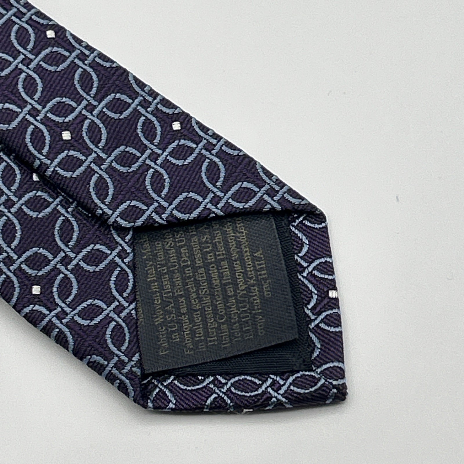 Brooks Brothers Silk Tie Navy Blue White Geometric Preppy 3.25 x 58.25 USA EUC