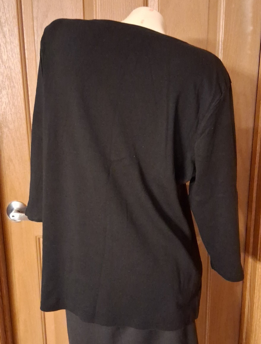 by Chicos Black Tee V-Neck Bracelet Sleeves Misses Size 3 (Reg 16)