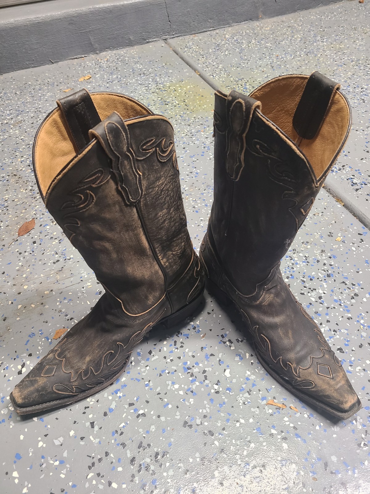 Moonshine Spirit Men’s Cowboy Boots fit size 12-13*