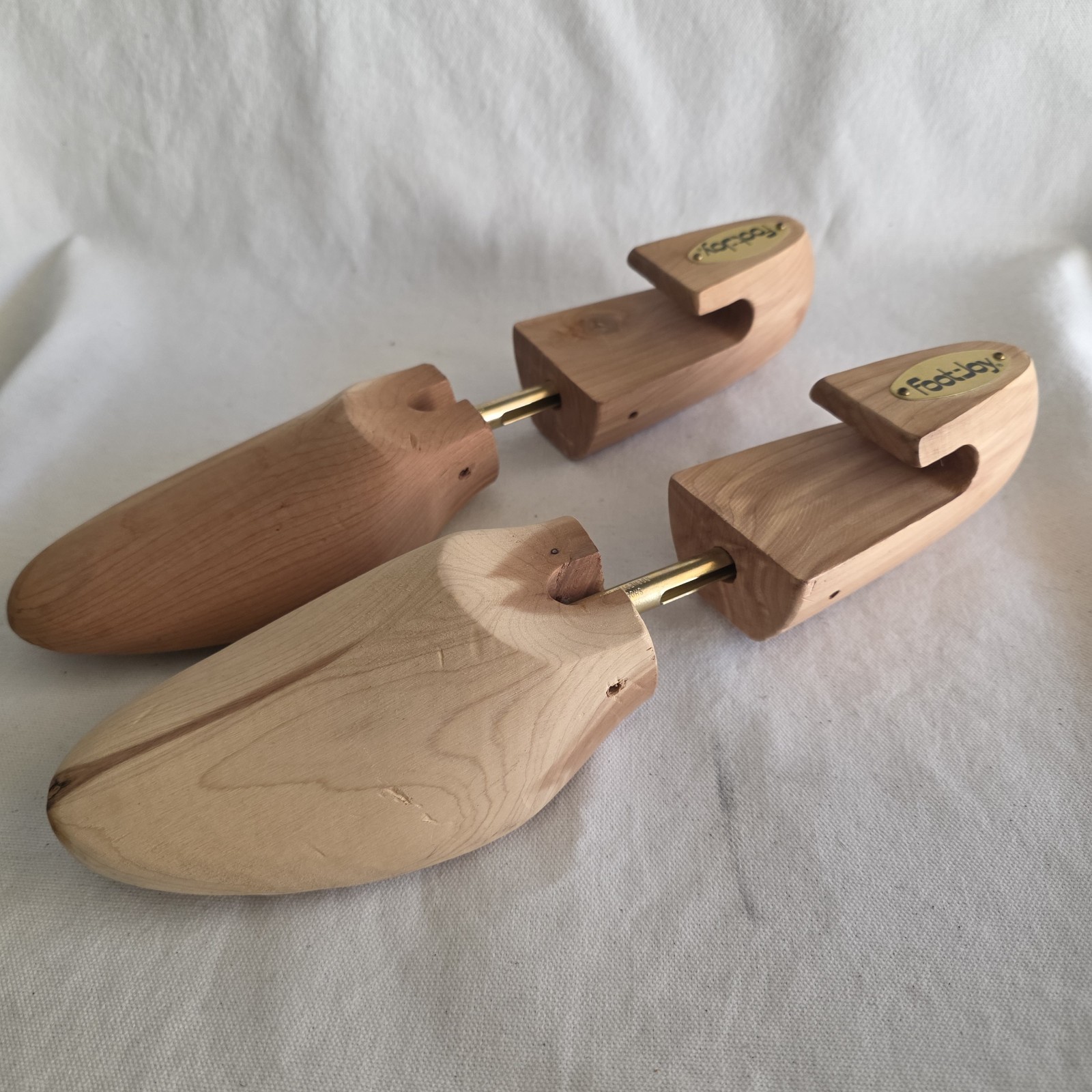 Footjoy Premium Cedar Shoe Trees Mens Medium Narrow