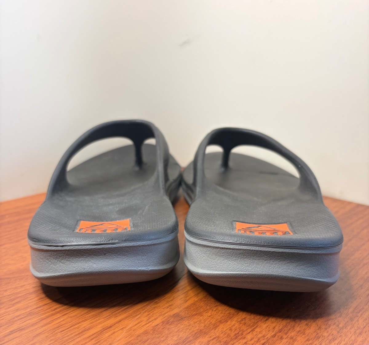 Reef One Fanning Men’s Flip-Flop Sandals Size 9 Black/Grey
