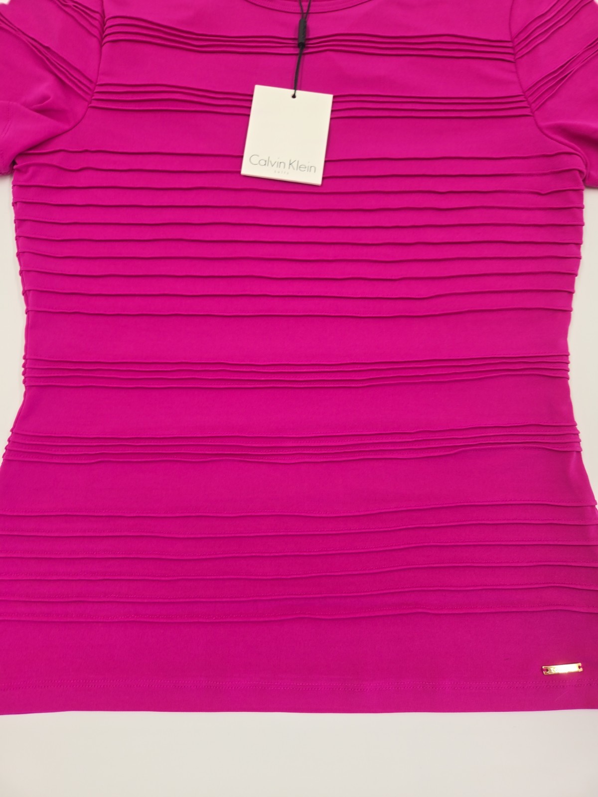 Calvin Klein Ribbed Tee Size S