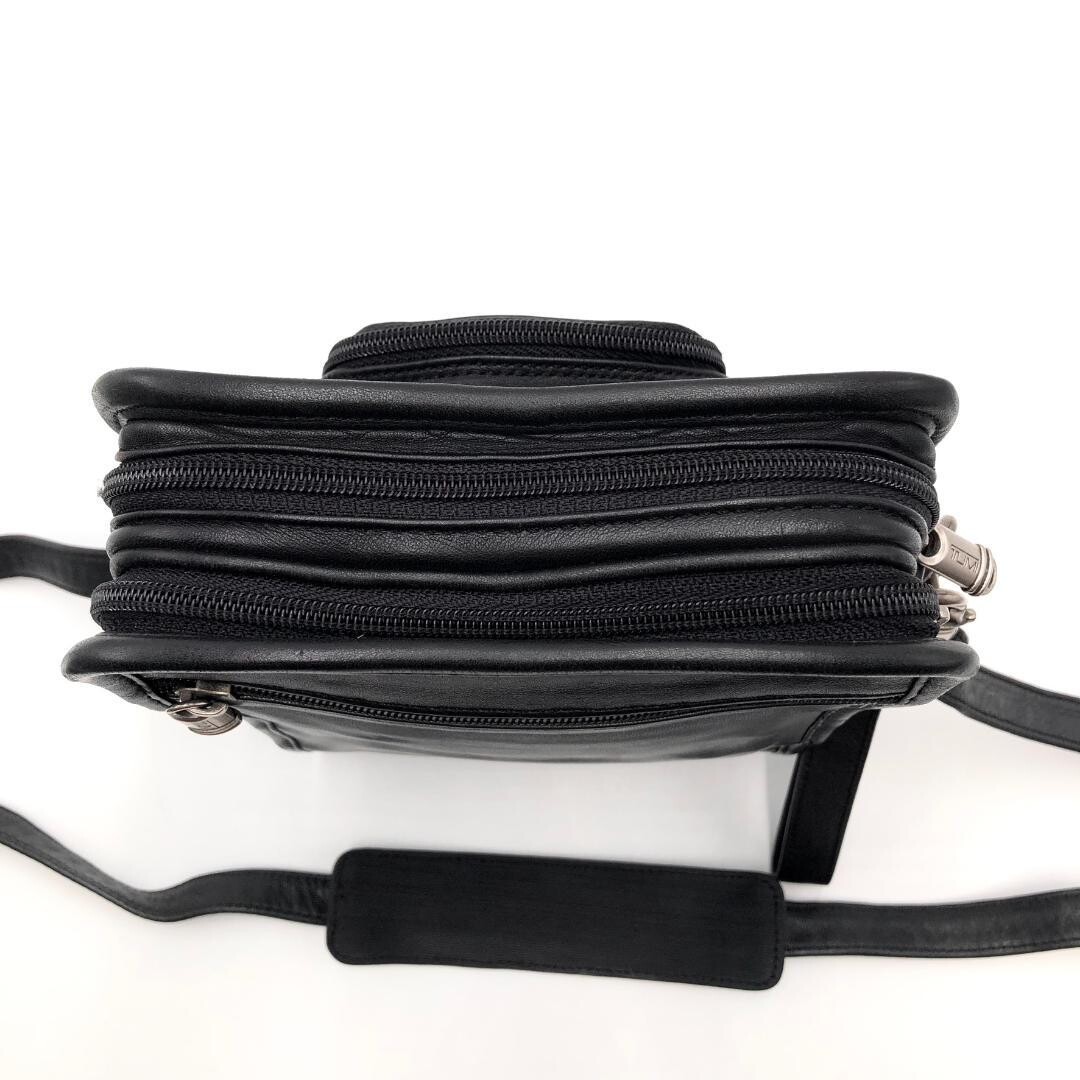 TUMI Leather Black Crossbody Shoulder Bag Travel Organizer Men’s 25cm 17cm