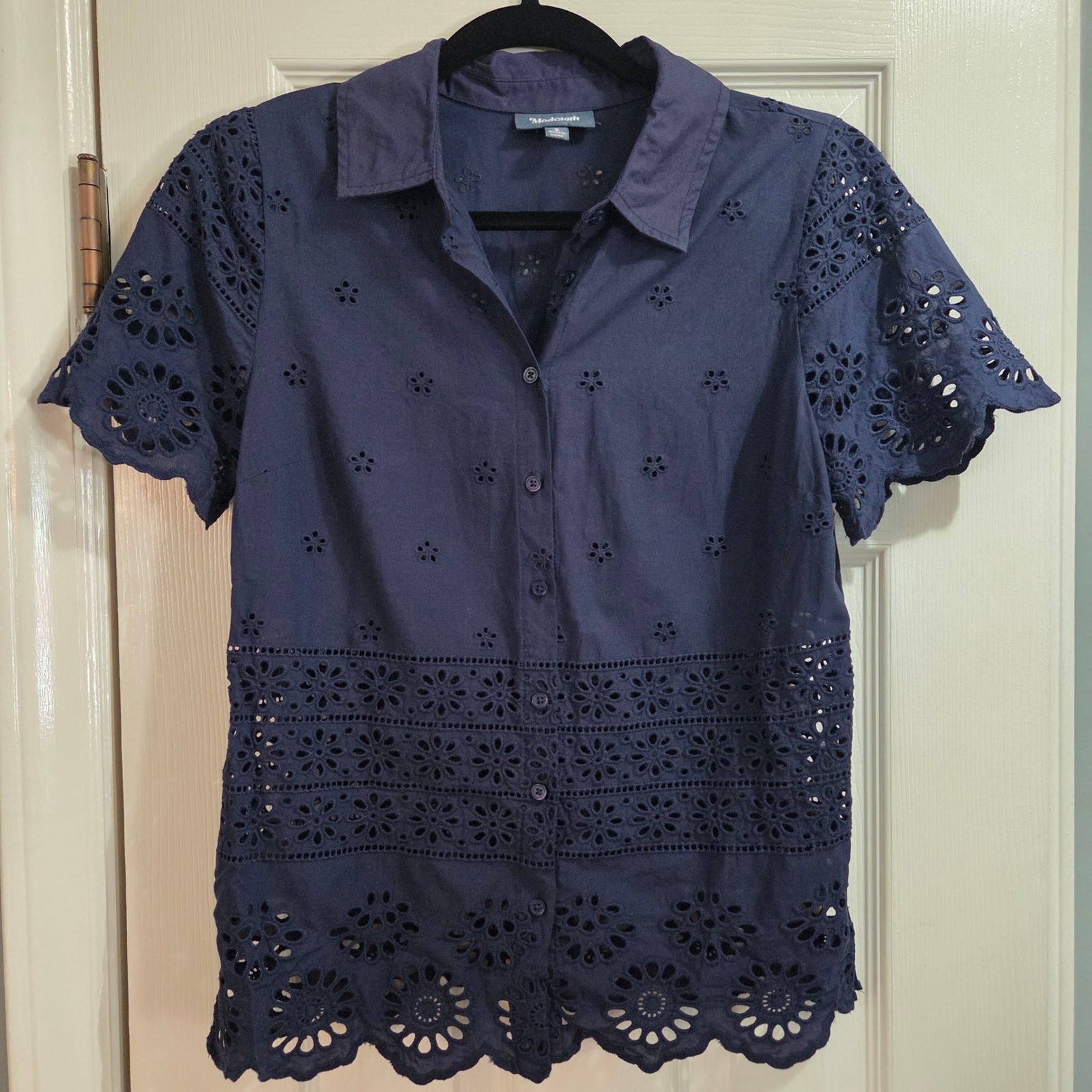 ModCloth Navy Blue Eyelet Cotton Button Down Shirt Scalloped Hem Top Small