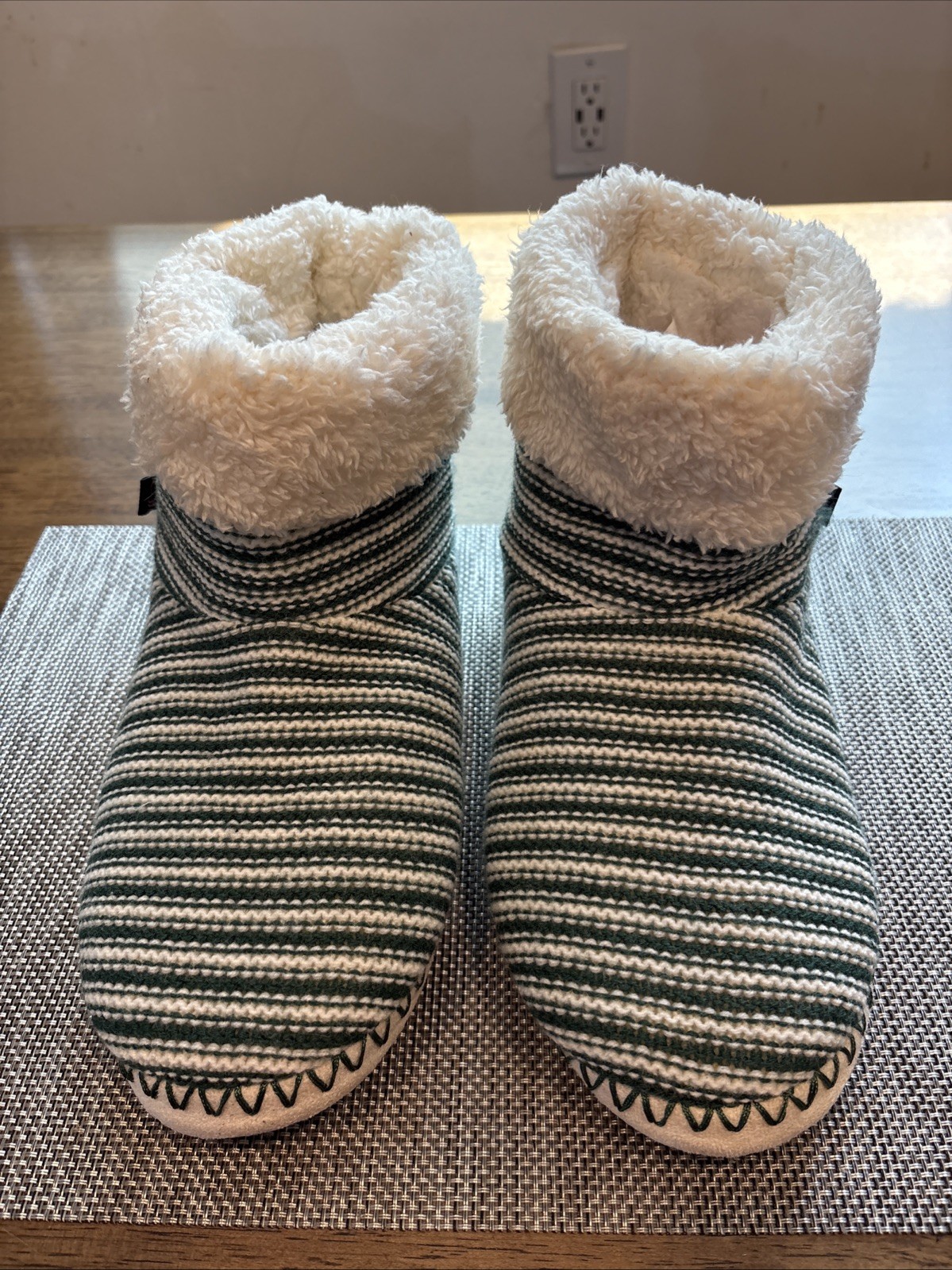 Cuddl Duds Luxe Sherpa Turn-Cuff Bootie Slipper Green