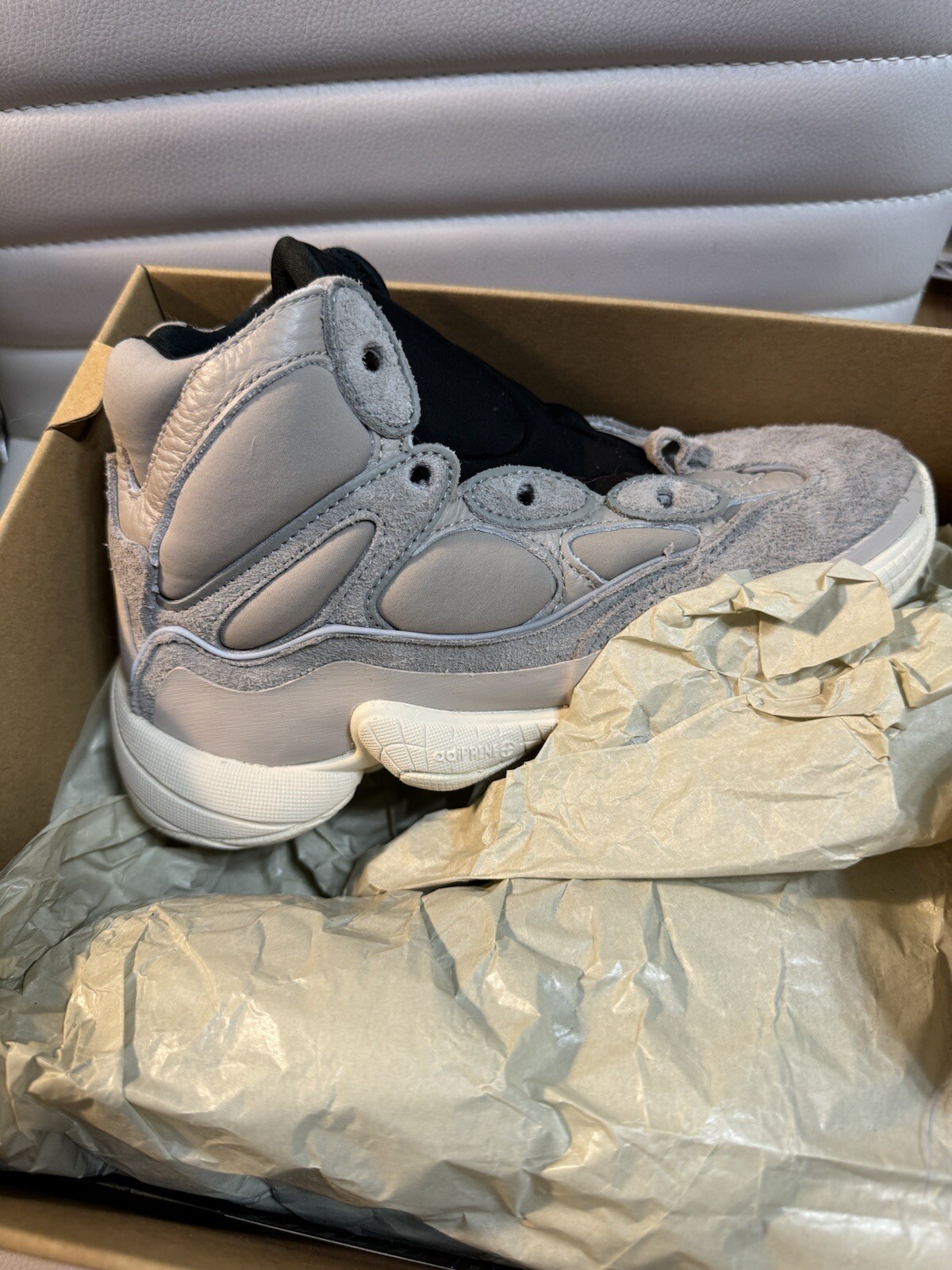 Size 5 – Yeezy 500 High Mist Stone