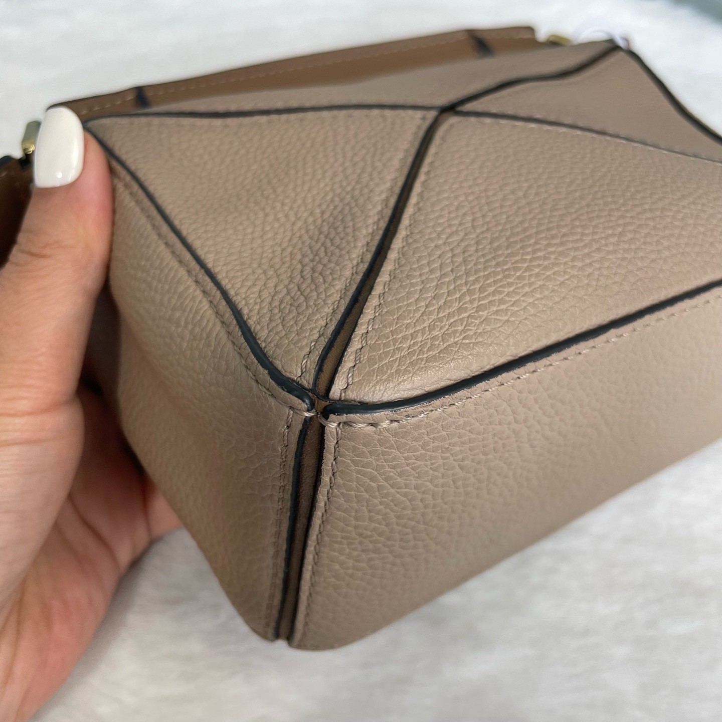 Loewe Pre-Owned Authentic Handbag Luxury Handbag A510U95X27-2566 180*80*120mm