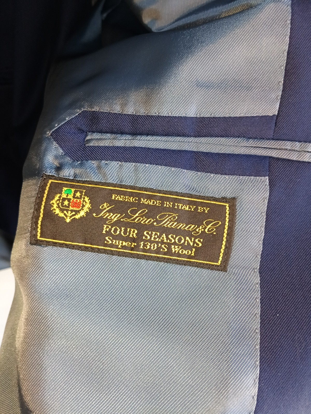 46r Hickey Freeman wool suit