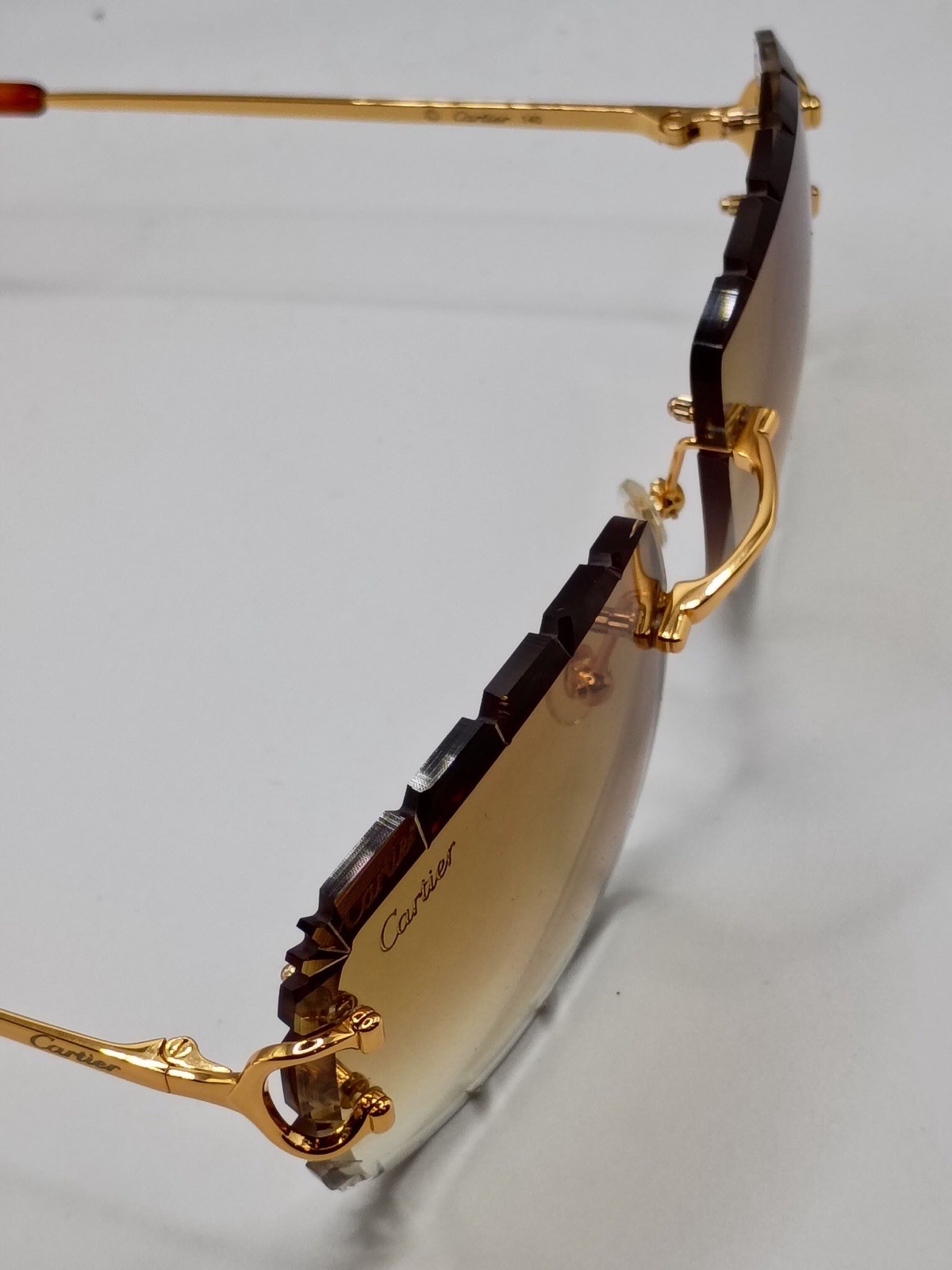 Cartier C Wire Diamond cut Gradient Brown Men’s Sunglasses Gold CT00920 001