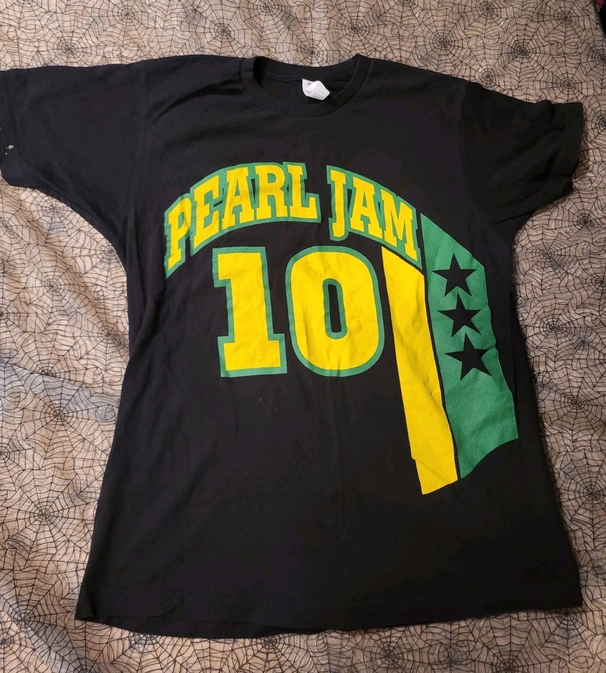 PEARL JAM 2024 Ten Club Member Shirt Large L Black Green Yellow Seattle Sonics