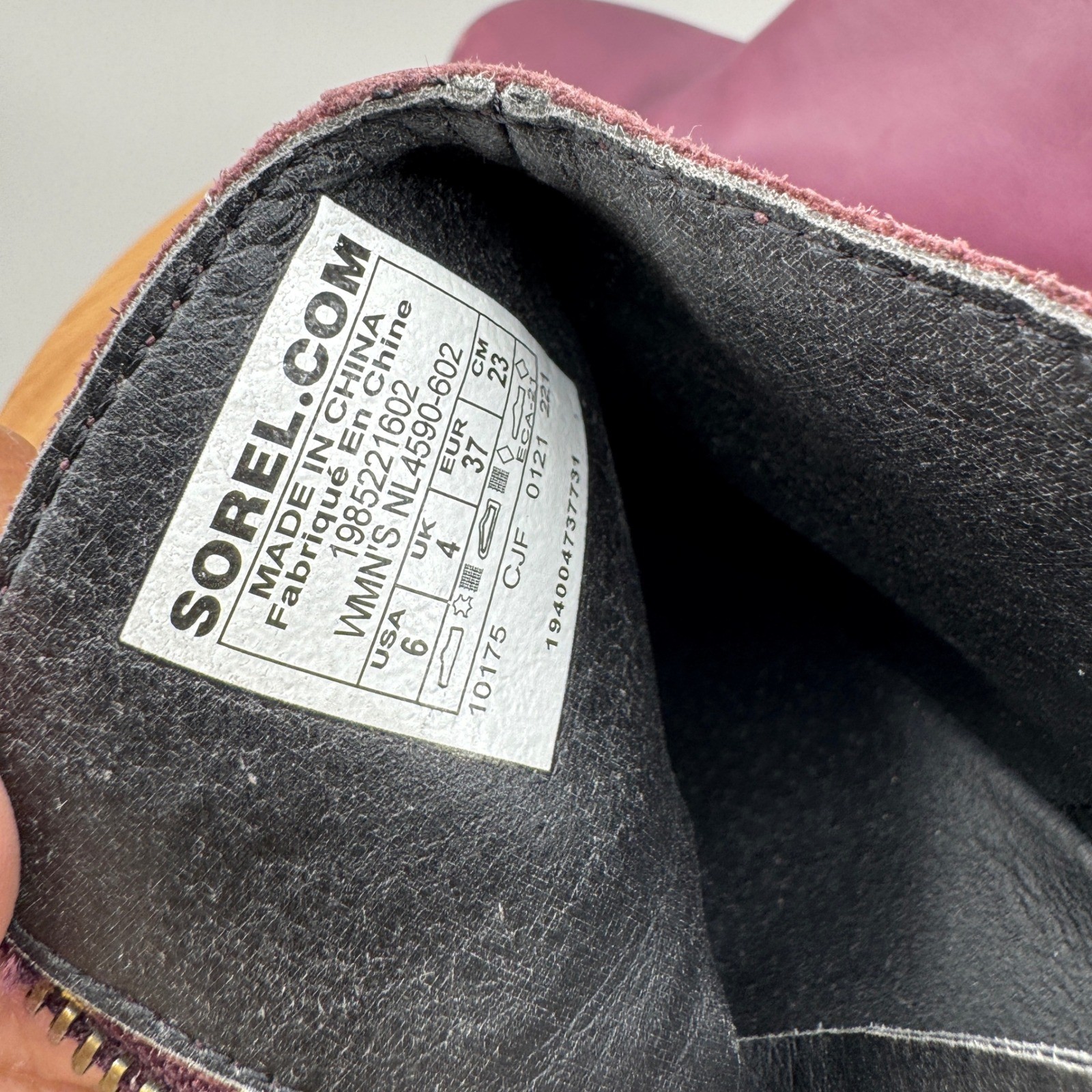 Sorel Joan of Arctic Wedge III Zip Bootie 6 Purple Leather Gorpcore Urban Rugged
