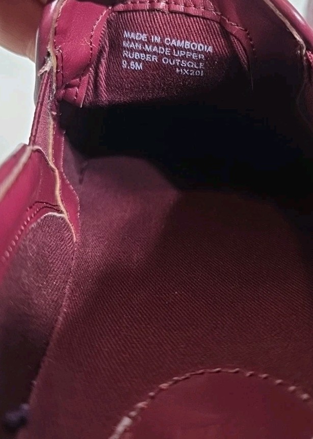 MICHAEL KORS KEATON Slip On Sneaker Crocodile Embossed Burgundy Women’s 9M EUC