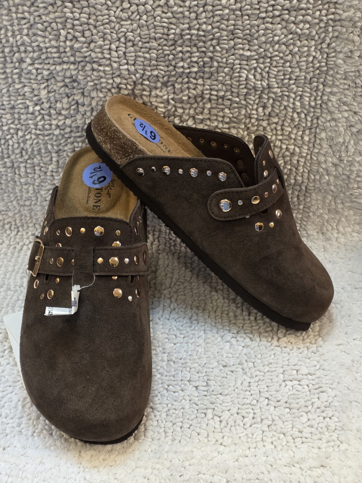 Greystone Brown Genuine Suede Womens6.5 Gold Rivet Studded Sandals SlipOn Clogs