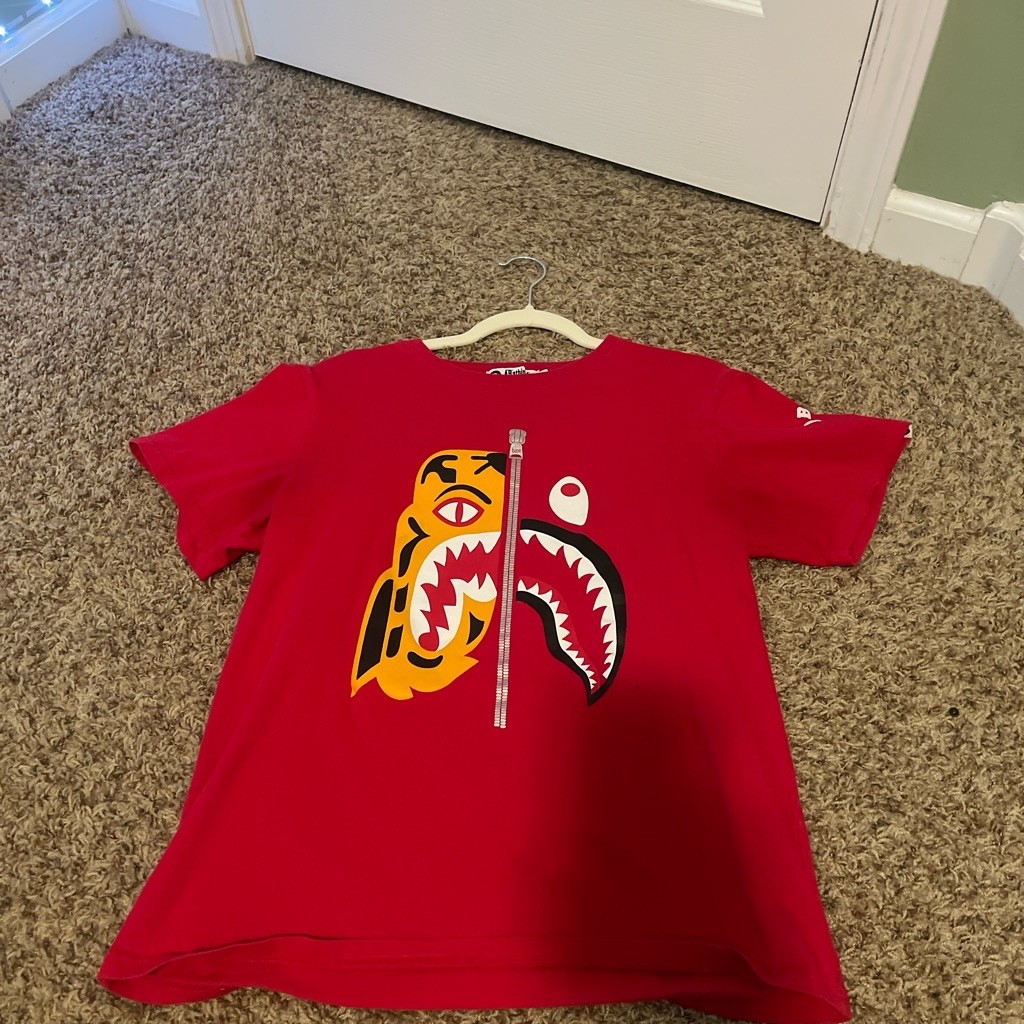 Red Bape t shirt large