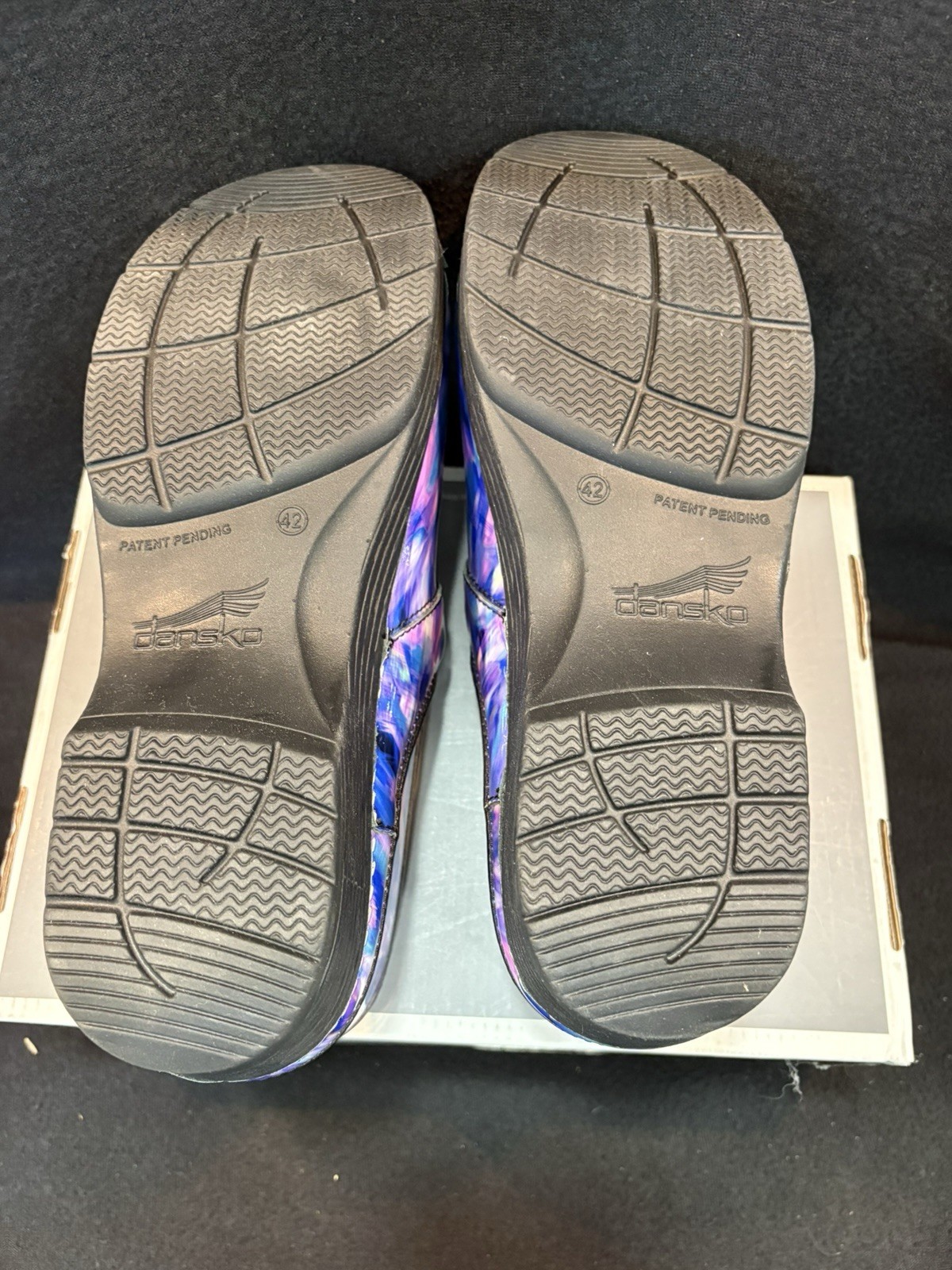 Dansko New In Box LT Pro Crush Patent Blue Women’s Size 42 / 11.5-12 Clogs