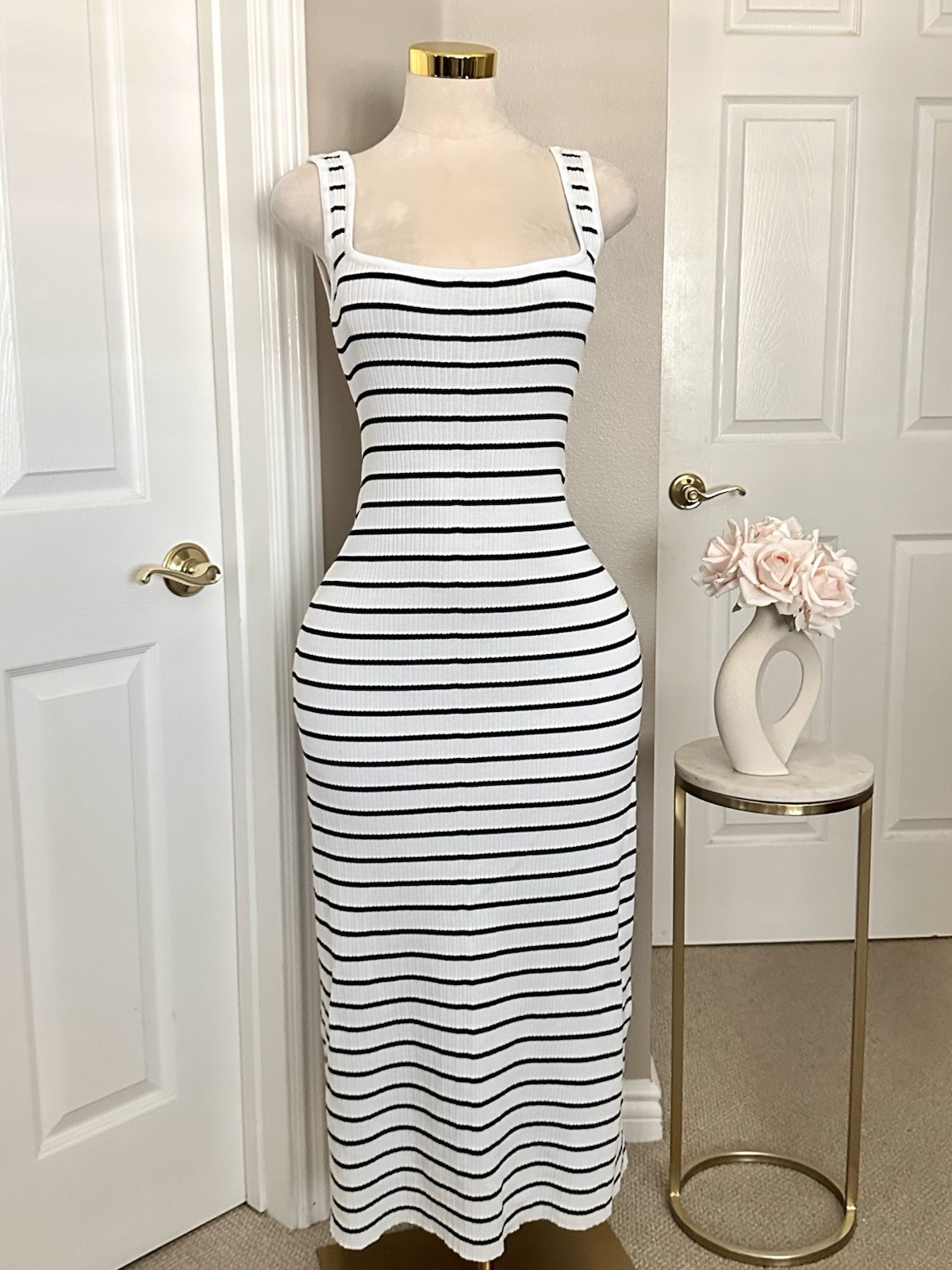 Fashion Nova White & Black Striped Sleeveless Ribbed Maxi Dress w/ Low Back Sz S