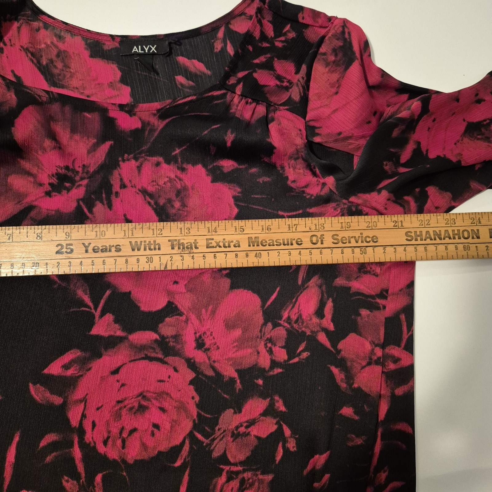 ALYX Womens Large Black Red Floral Semi Sheer Crinkle Blouse Bell Sleeve Top