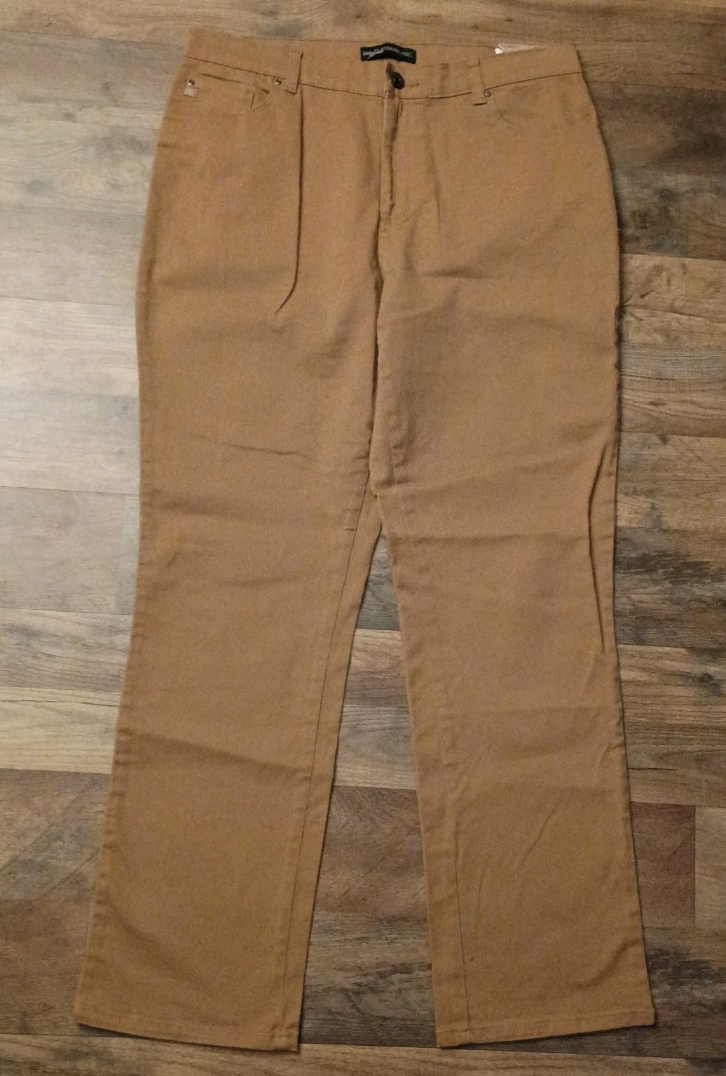 Lee Women’s Size 12M Relaxed Fit Straight Leg Mid Rise Wash New!