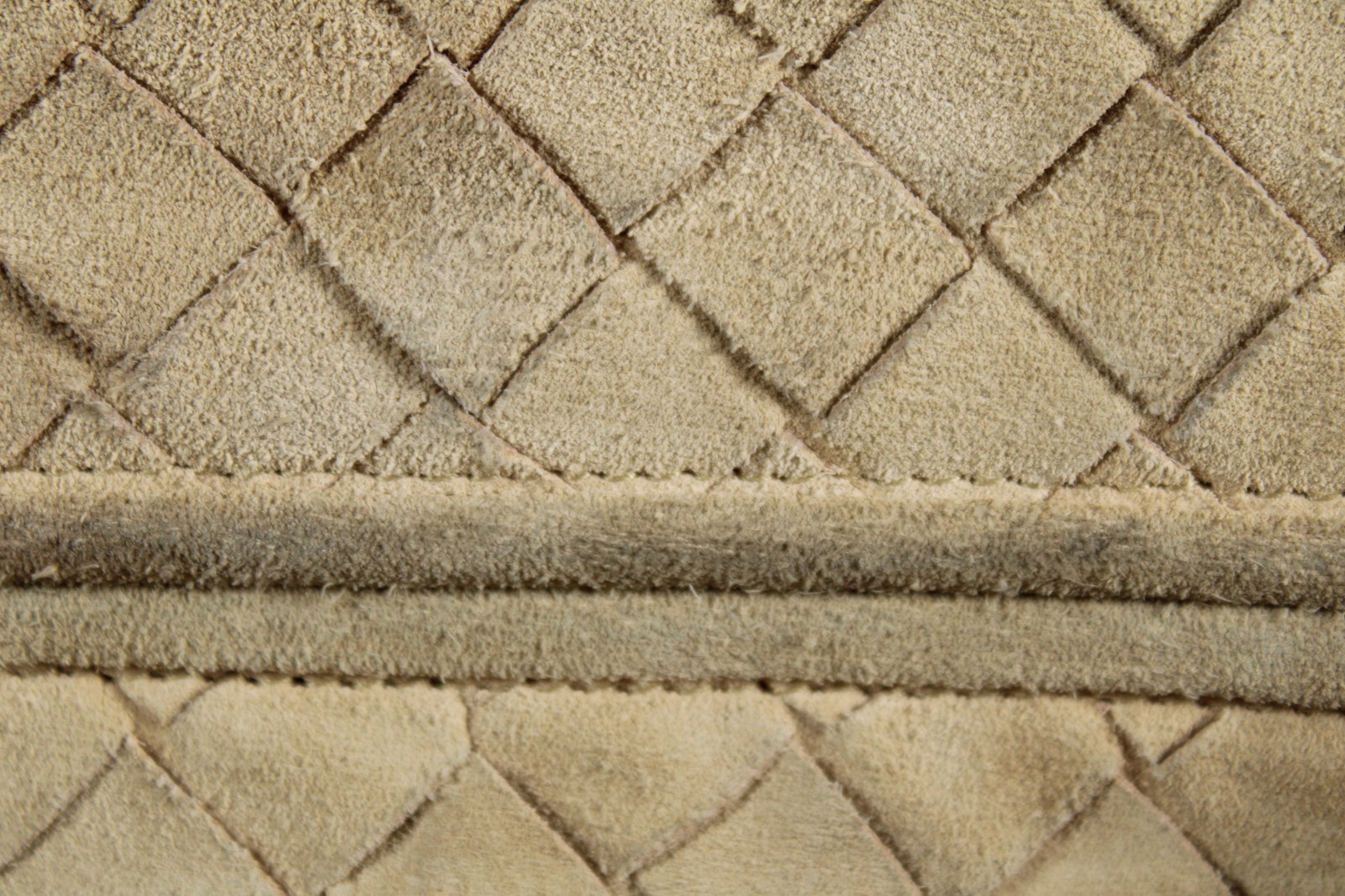 BOTTEGA VENETA Sand Beige Intrecciato Suede Medium JODIE Hobo Shoulder Bag